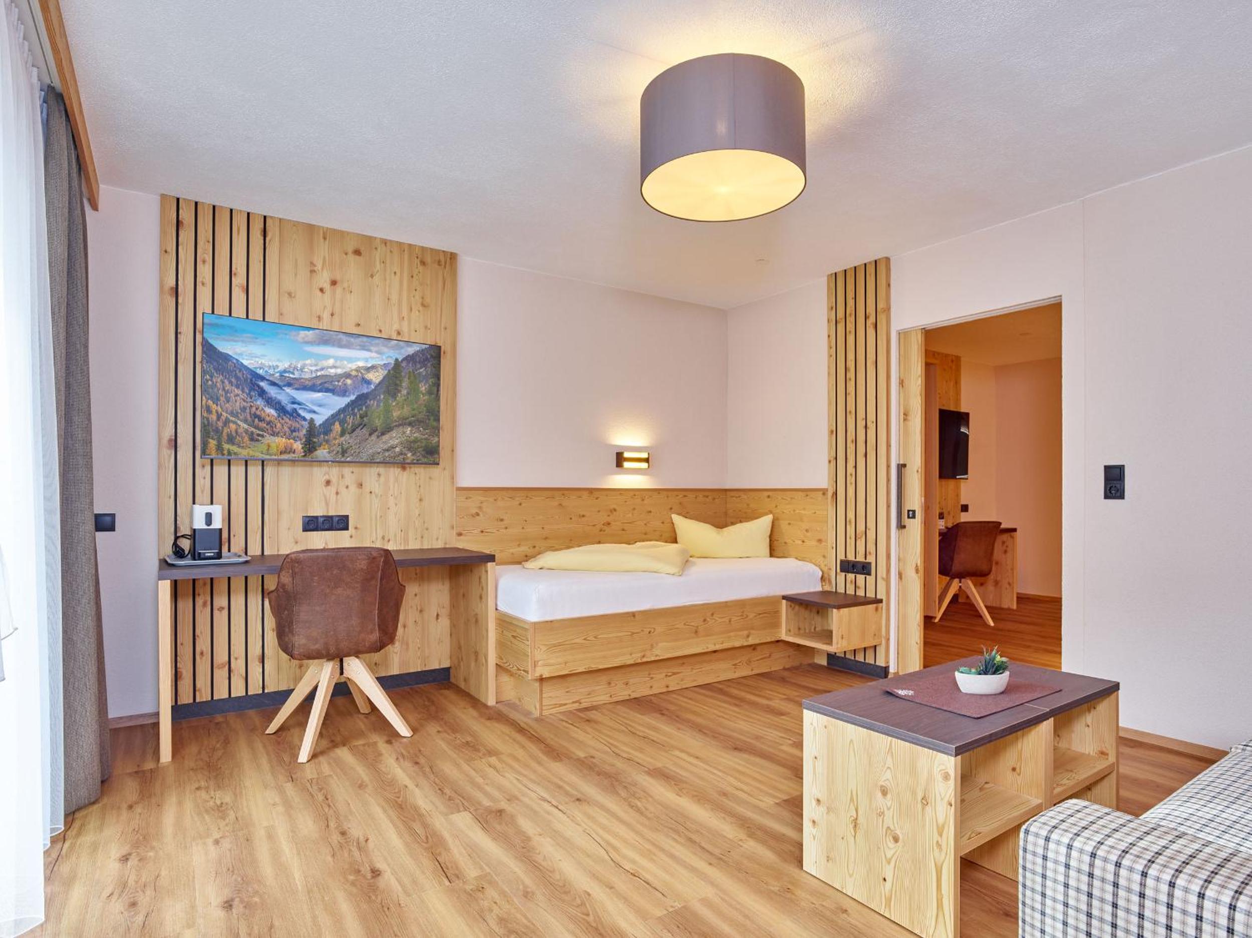 Suite with Mountain View photo 3