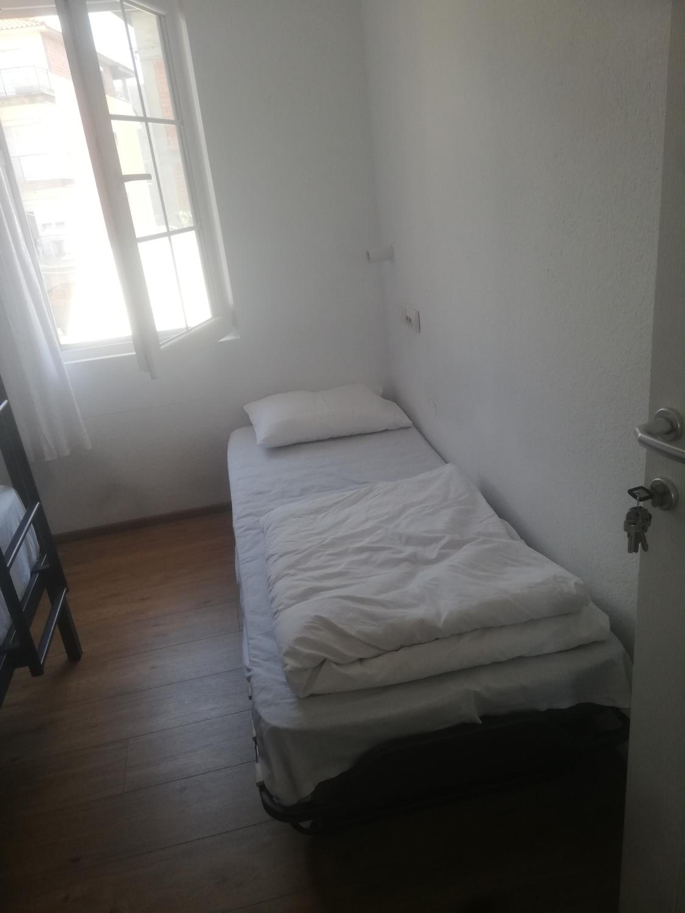 Single Bed in Mixed Dormitory Room photo 2
