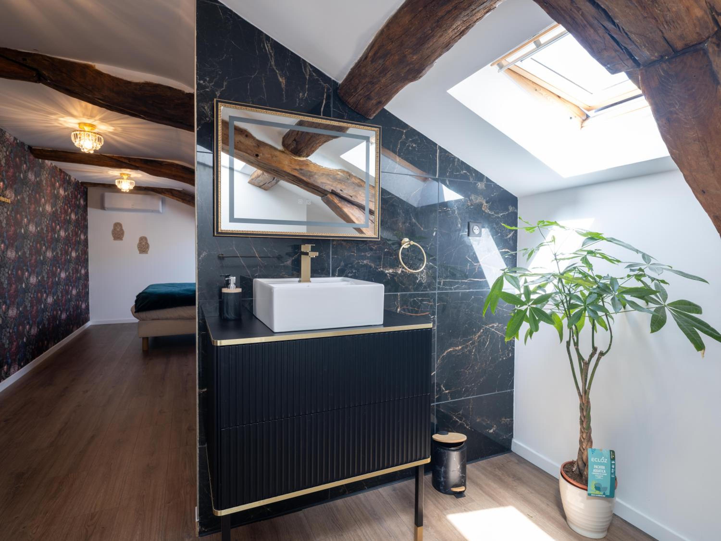 Double Room with Private Bathroom photo 2