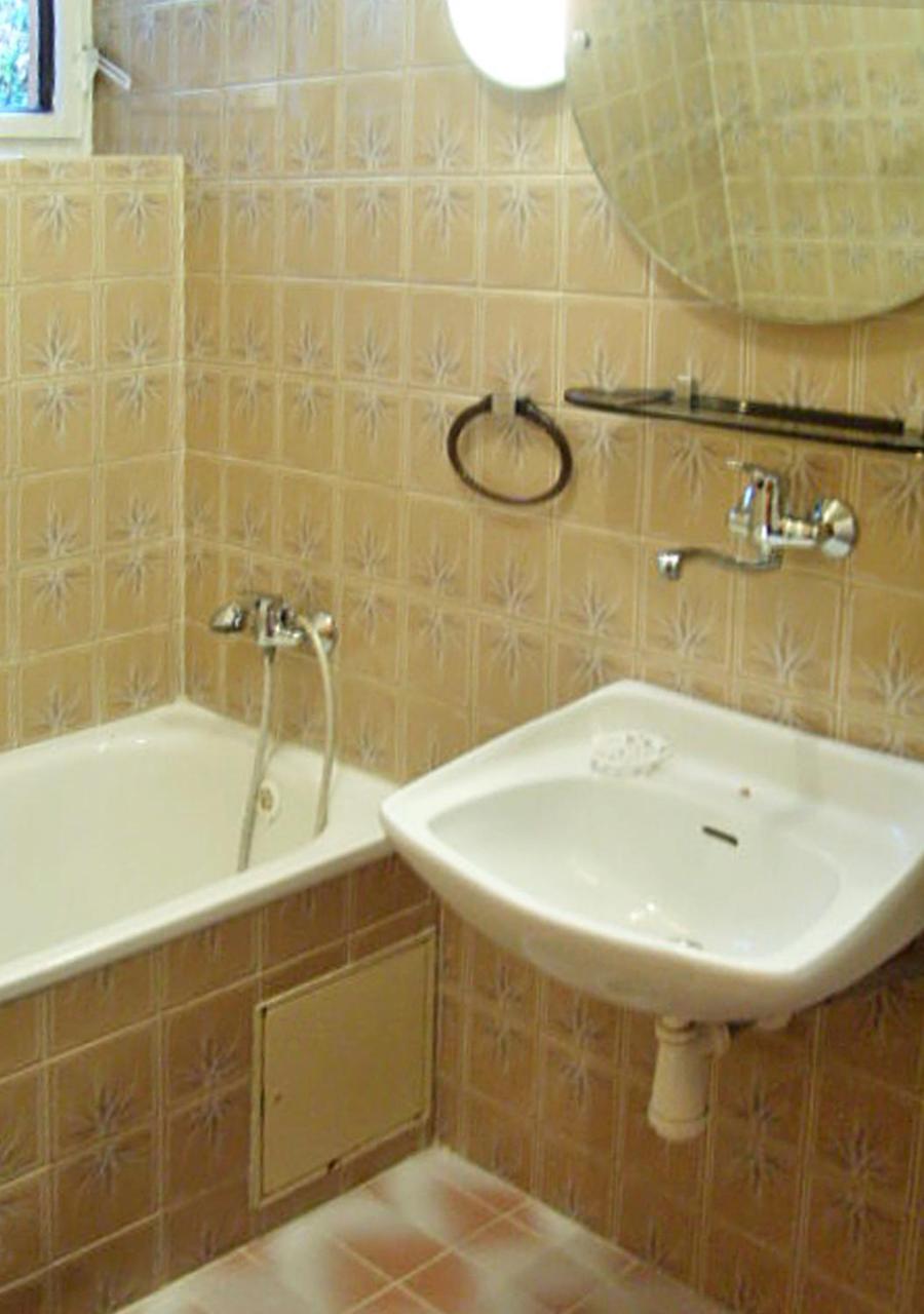 Triple Room with Shared Bathroom photo 3