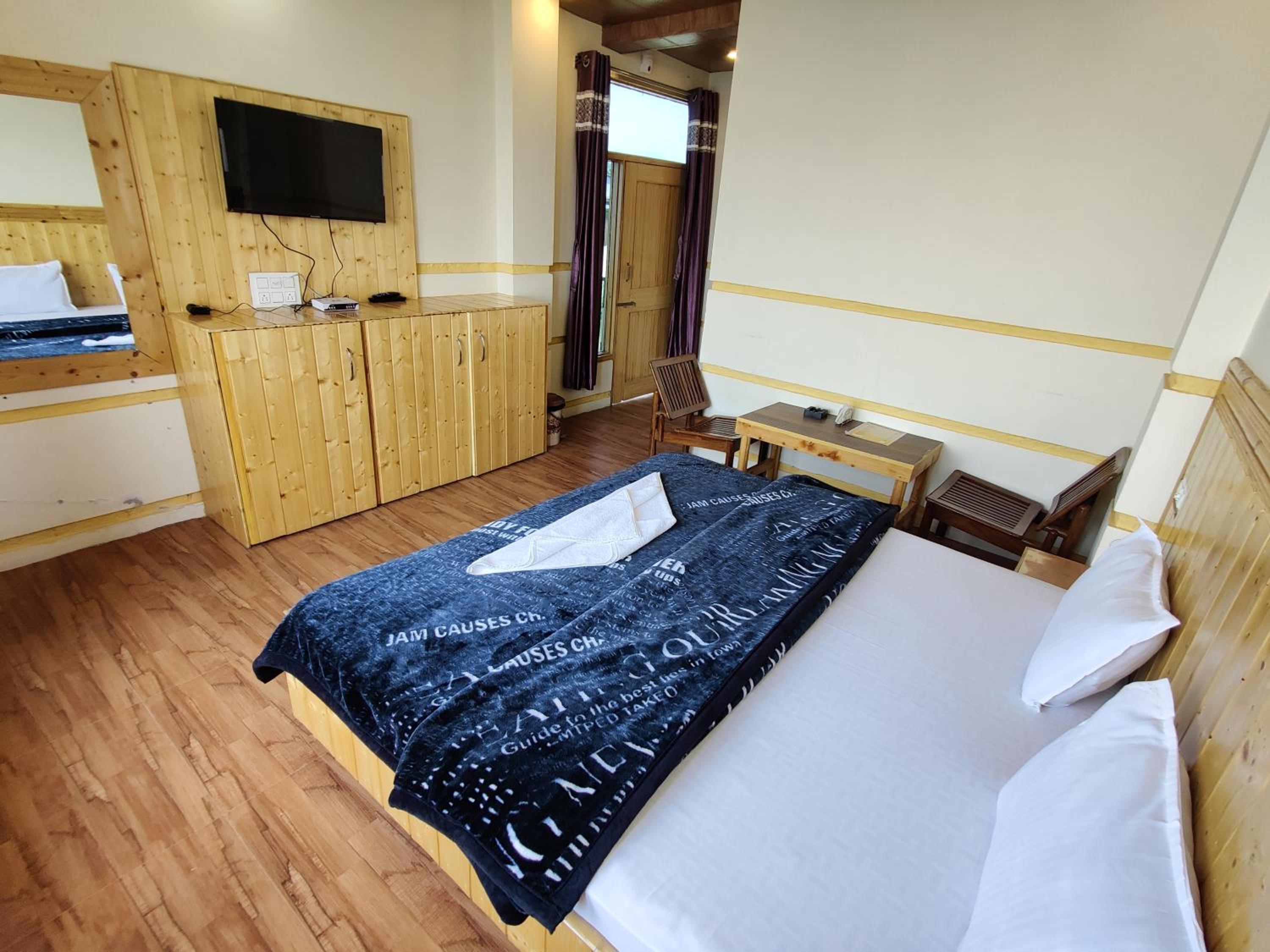 Single Room with Mountain View photo 3