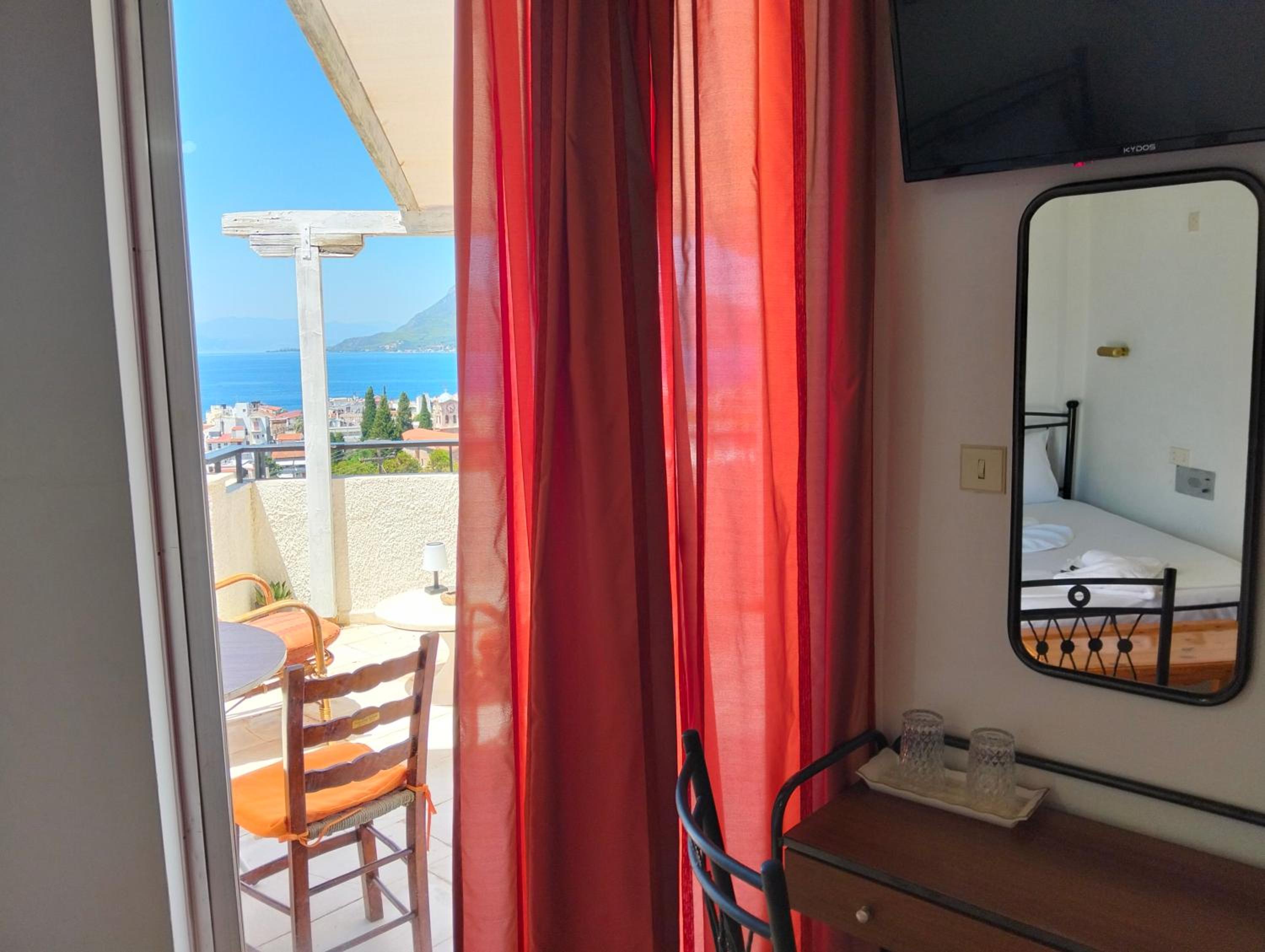 Double or Twin Room with Terrace