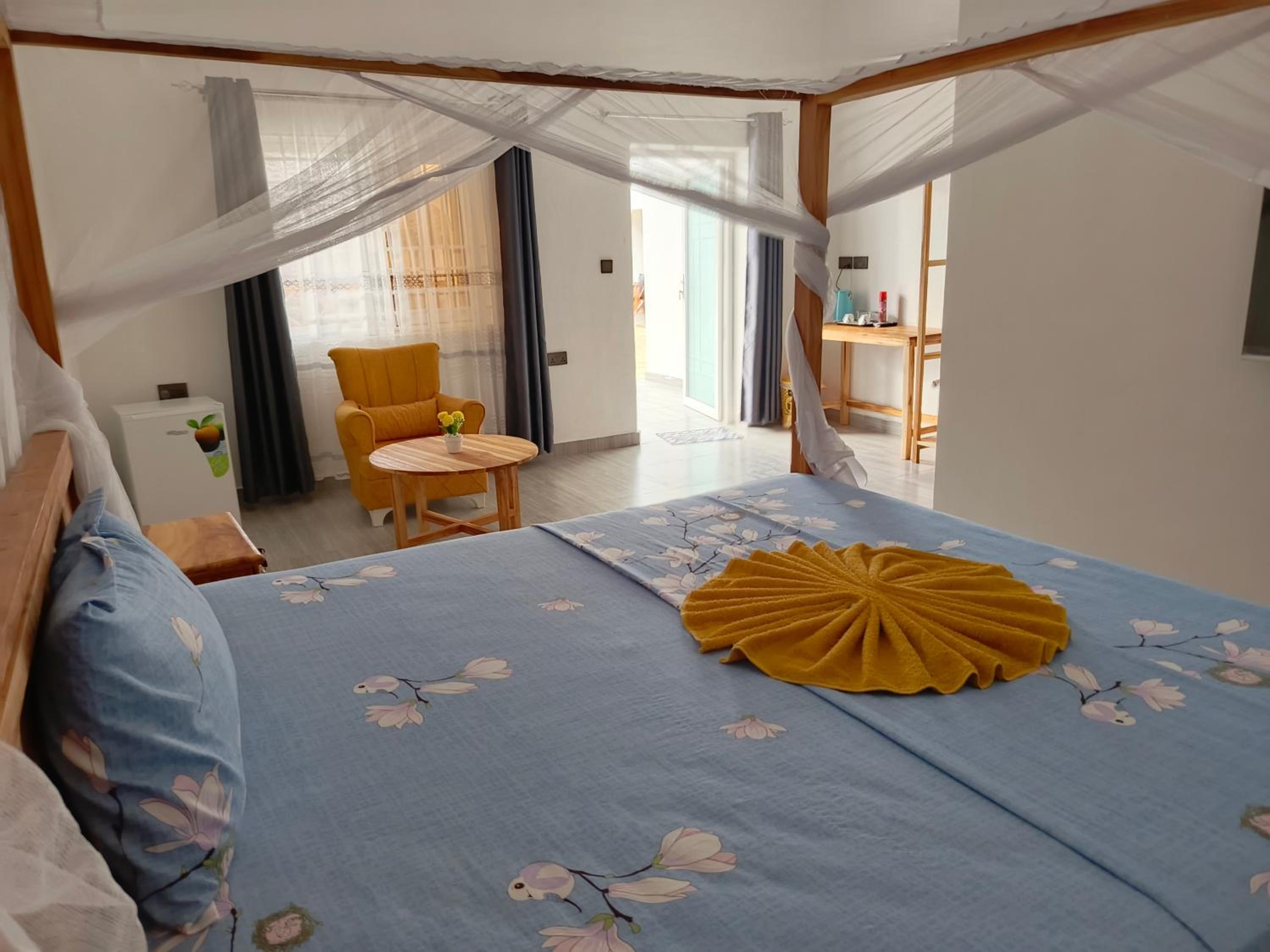 King Room with Pool View