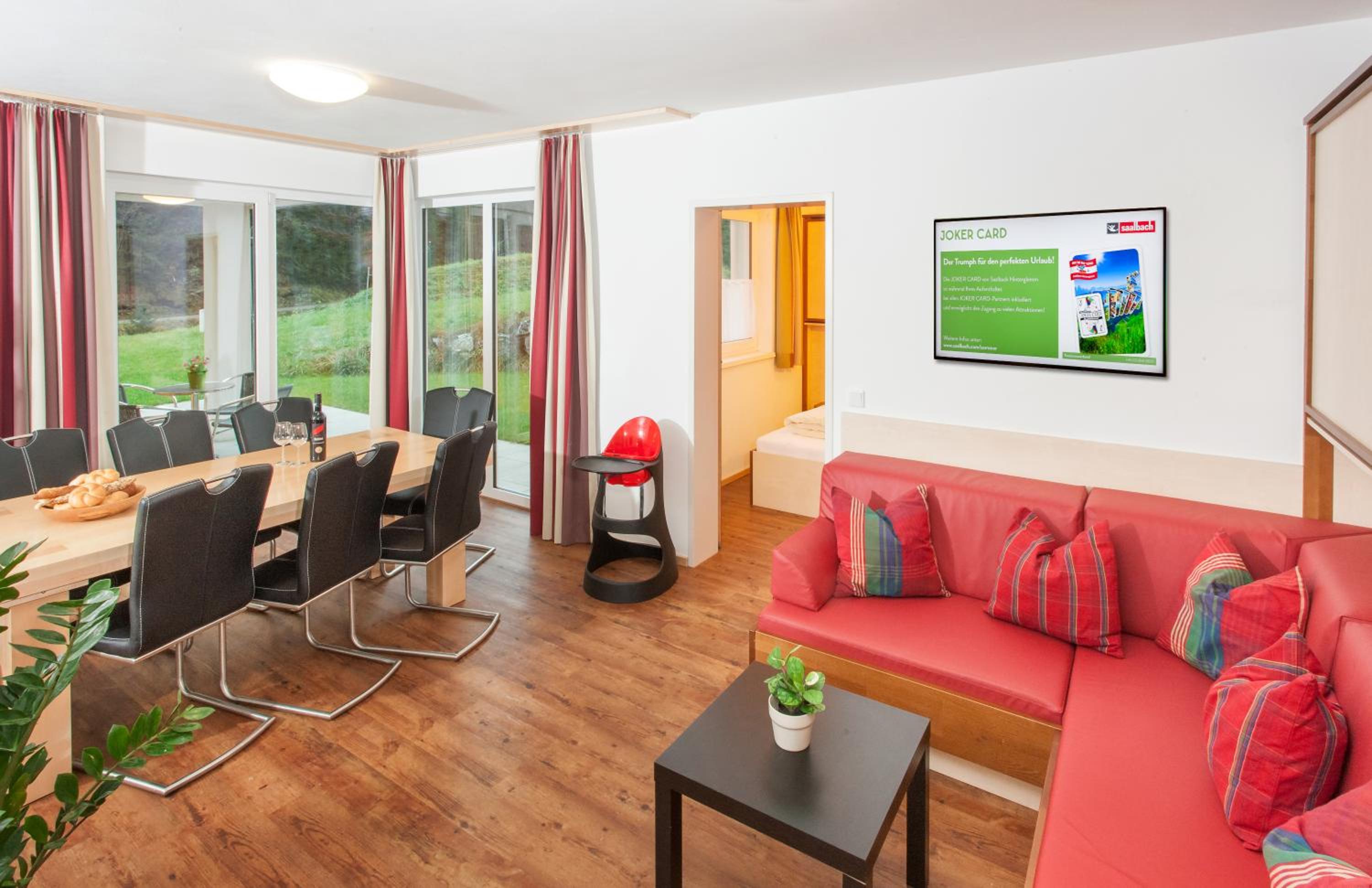 Apartment with Terrace - Photo 1