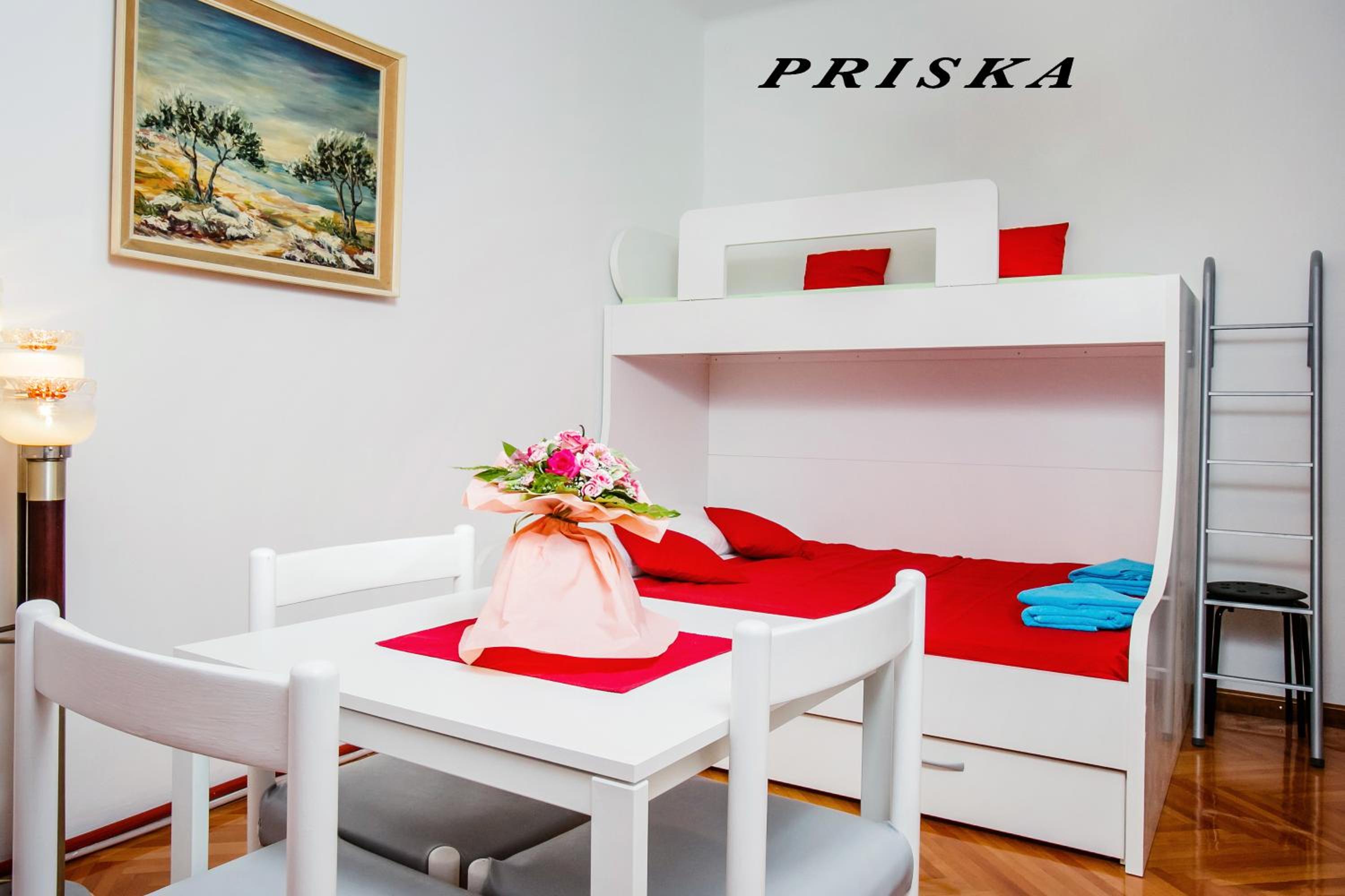 Studio Apartment