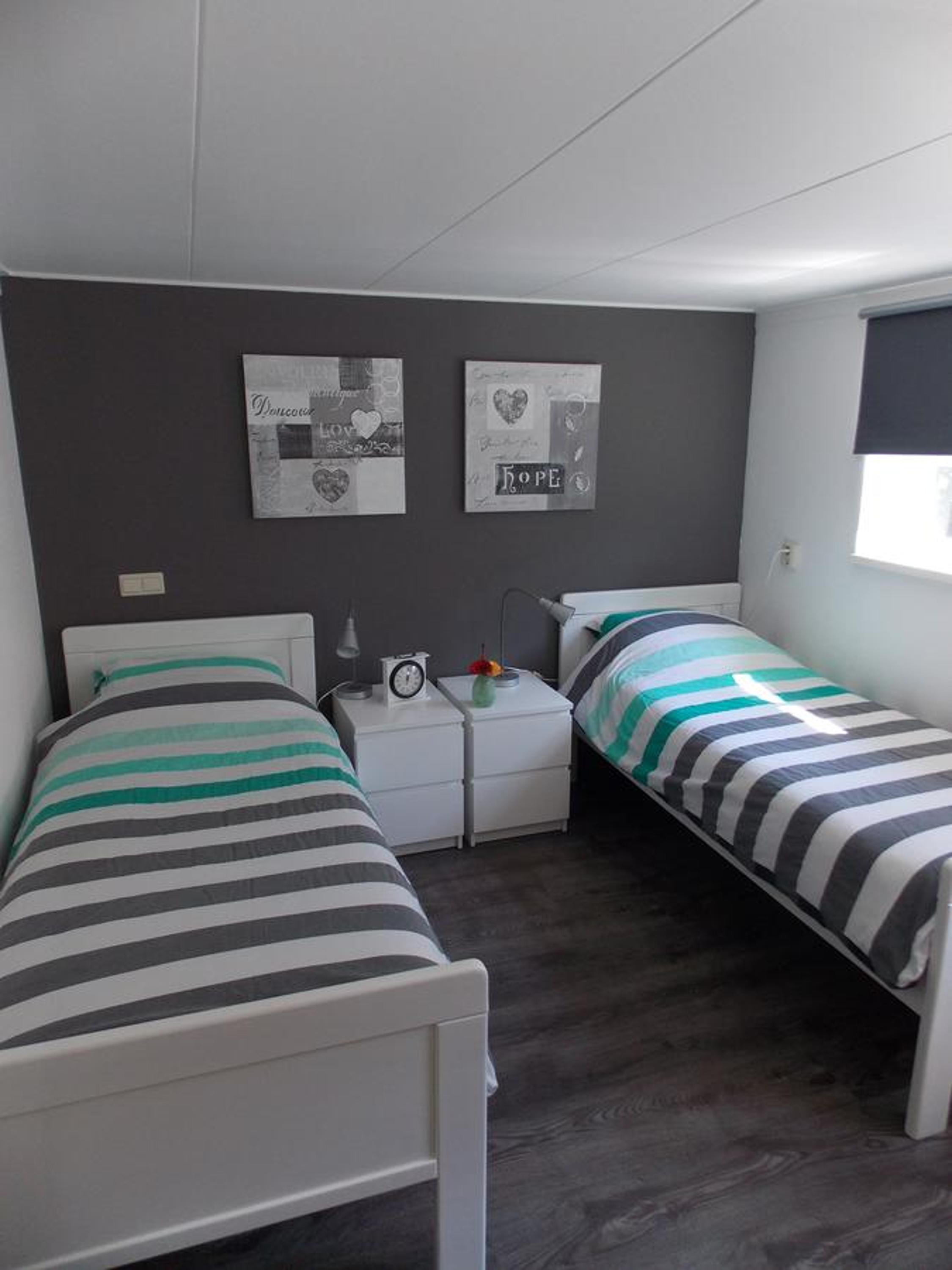 Twin Room with Private External Bathroom