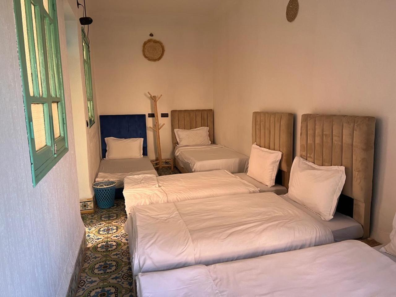 Bed in 6-Bed Female Dormitory Room photo 2
