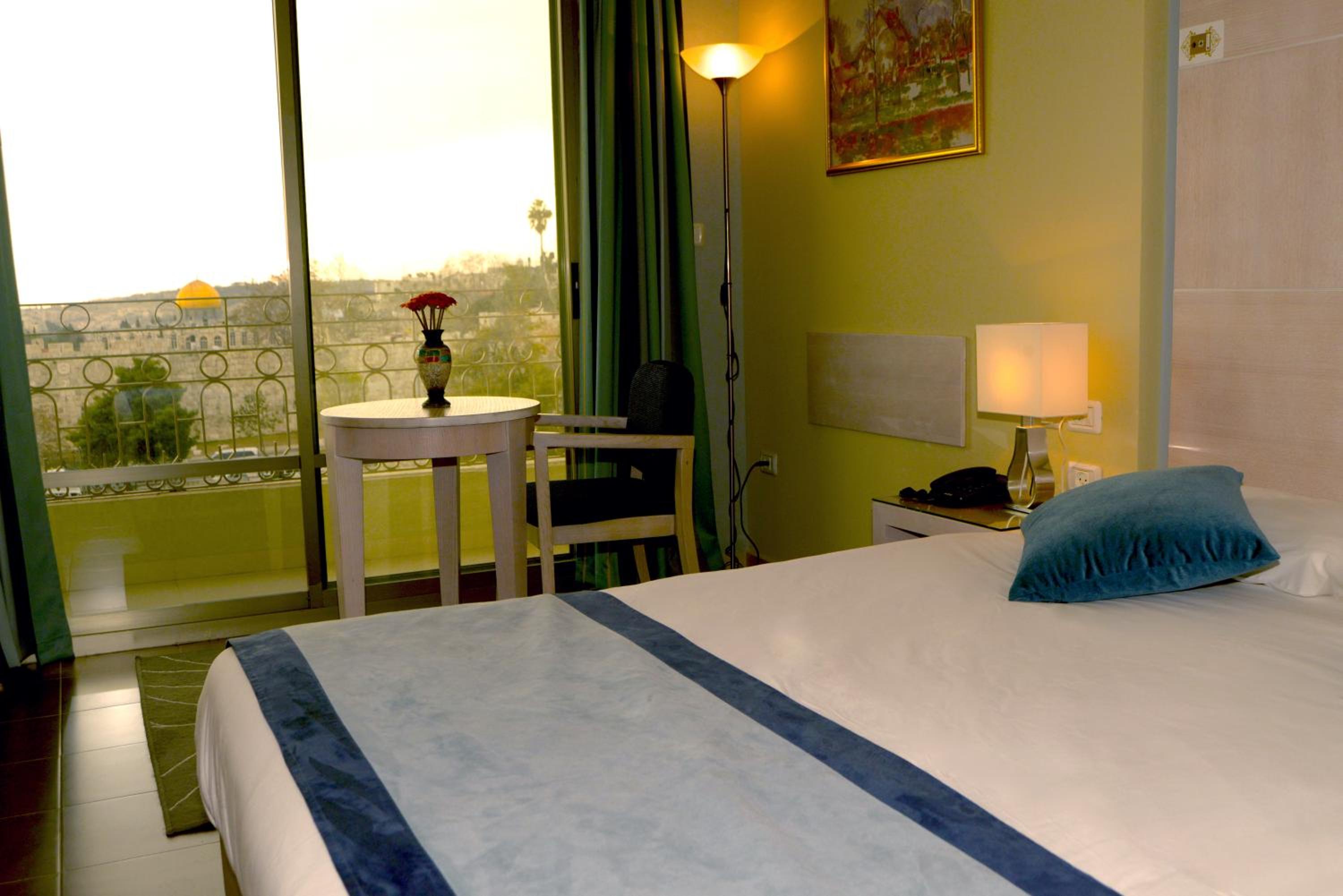 Standard Double Room with City View photo 2