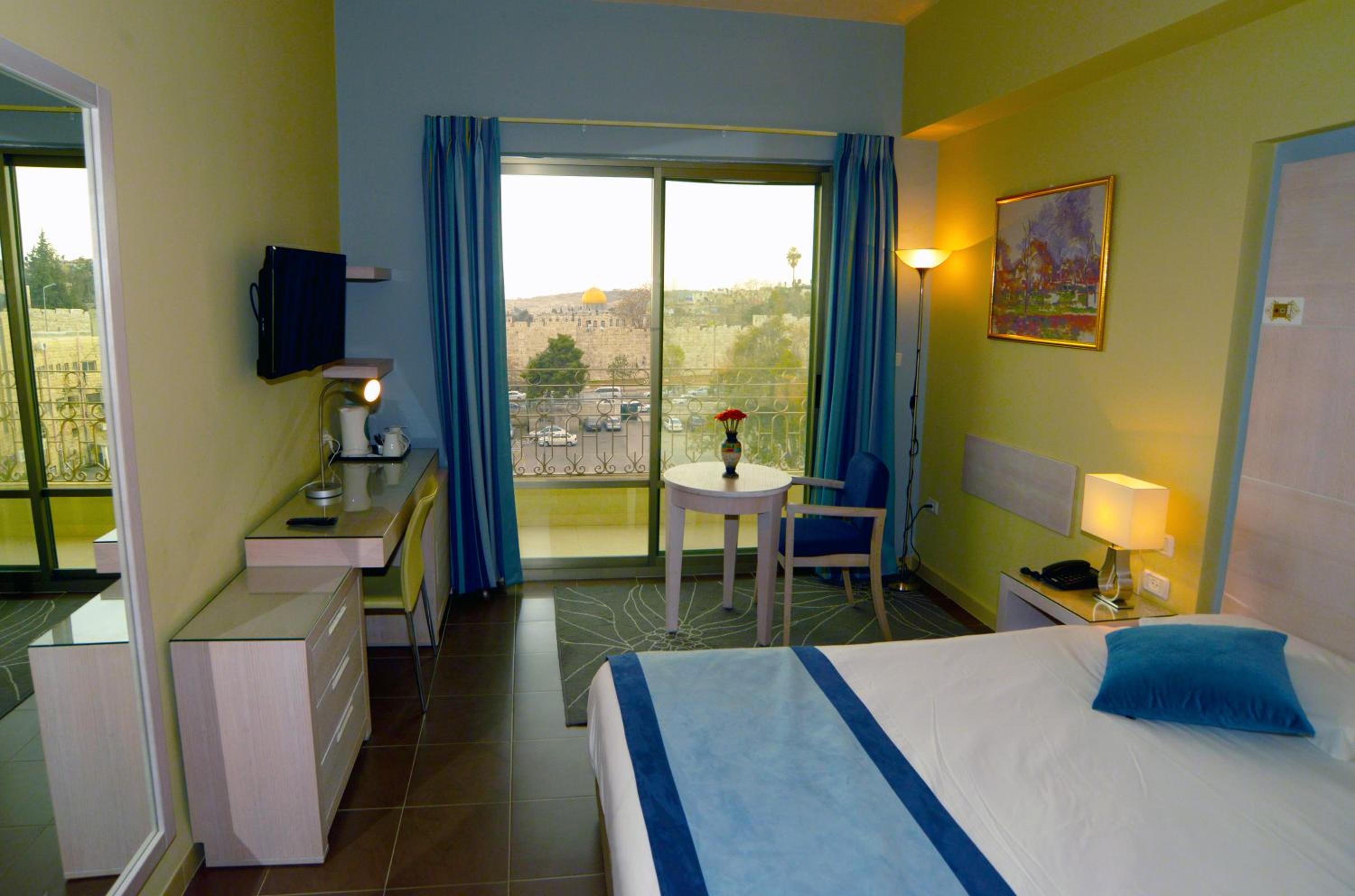 Standard Double Room with City View photo 3