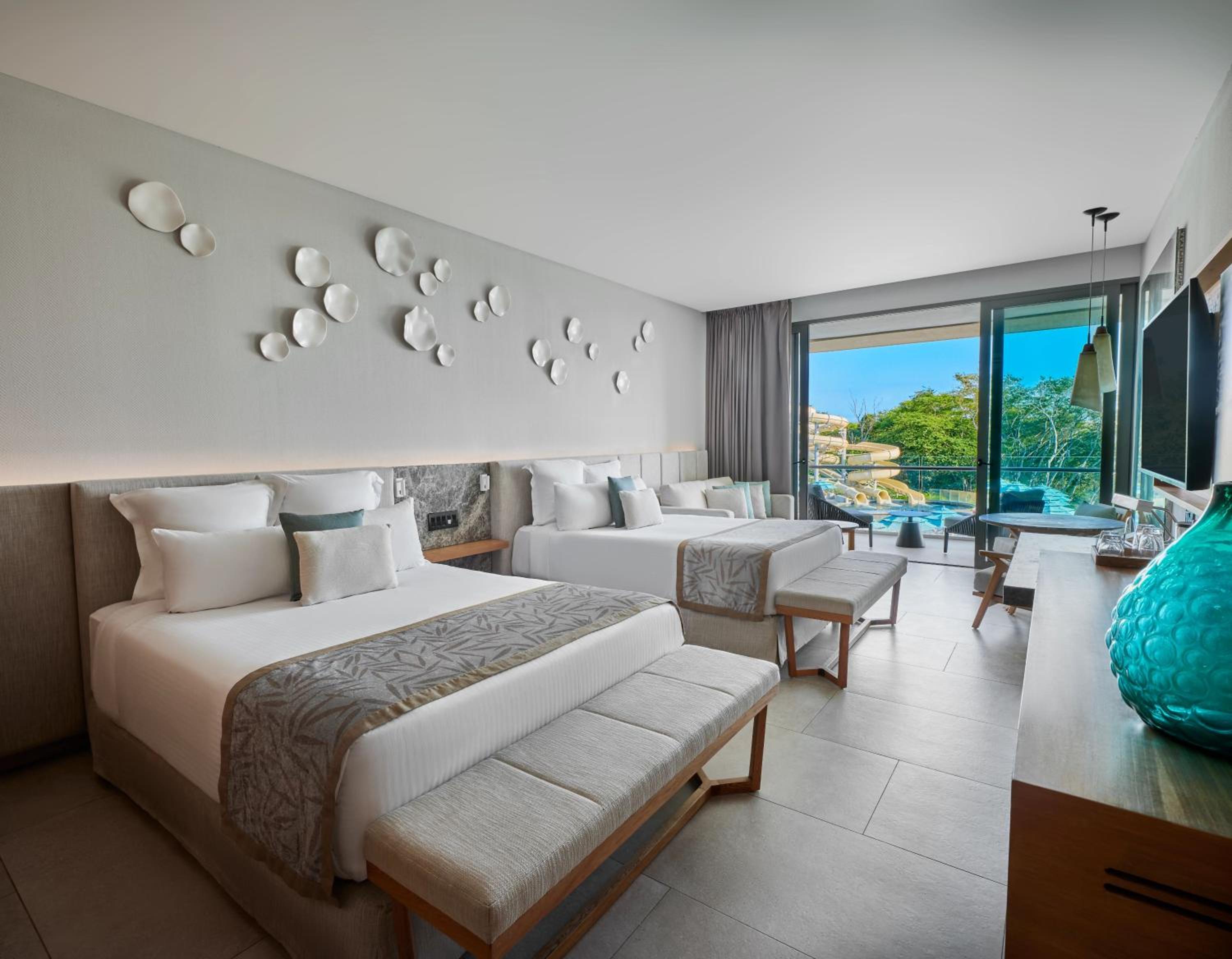 Suite with Pool View