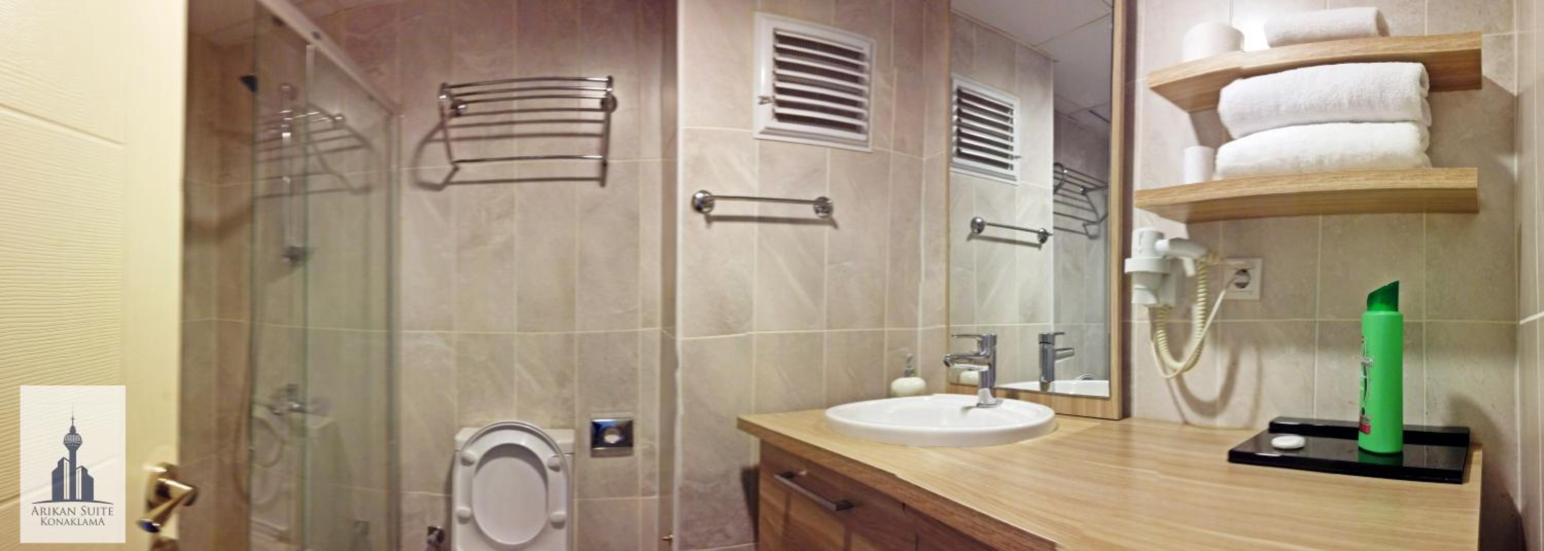 Economy Quadruple Room photo 2