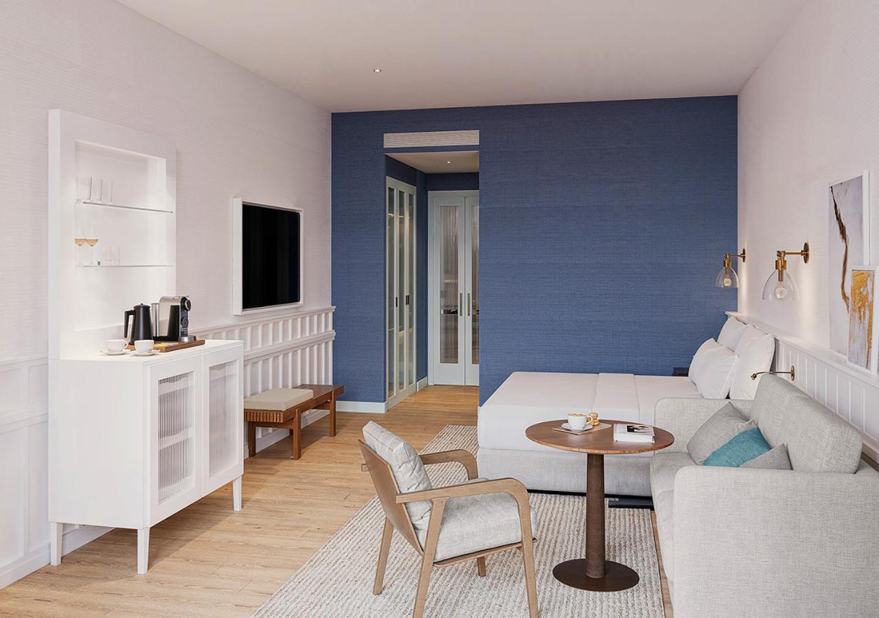 Honeymoon Room photo 1