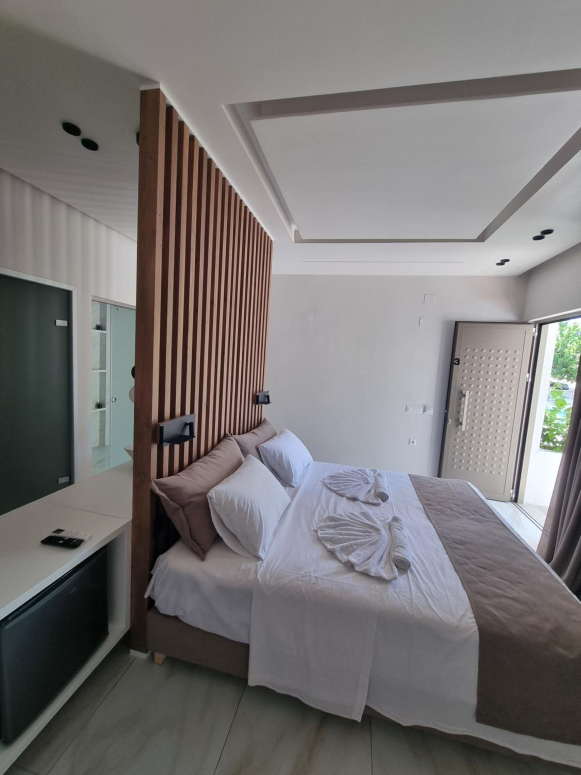 Deluxe Double Room photo 2