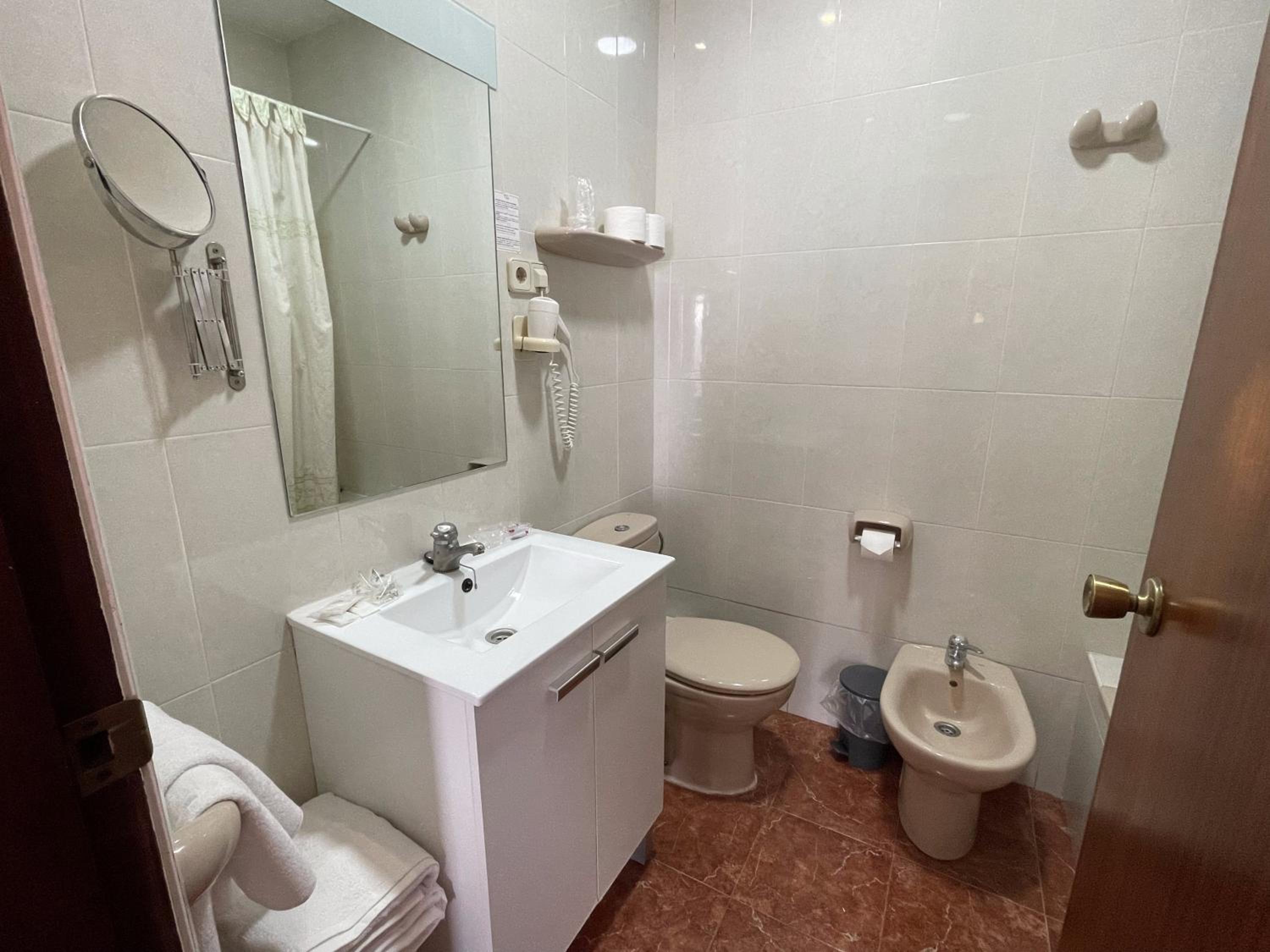 Budget Triple Room photo 3