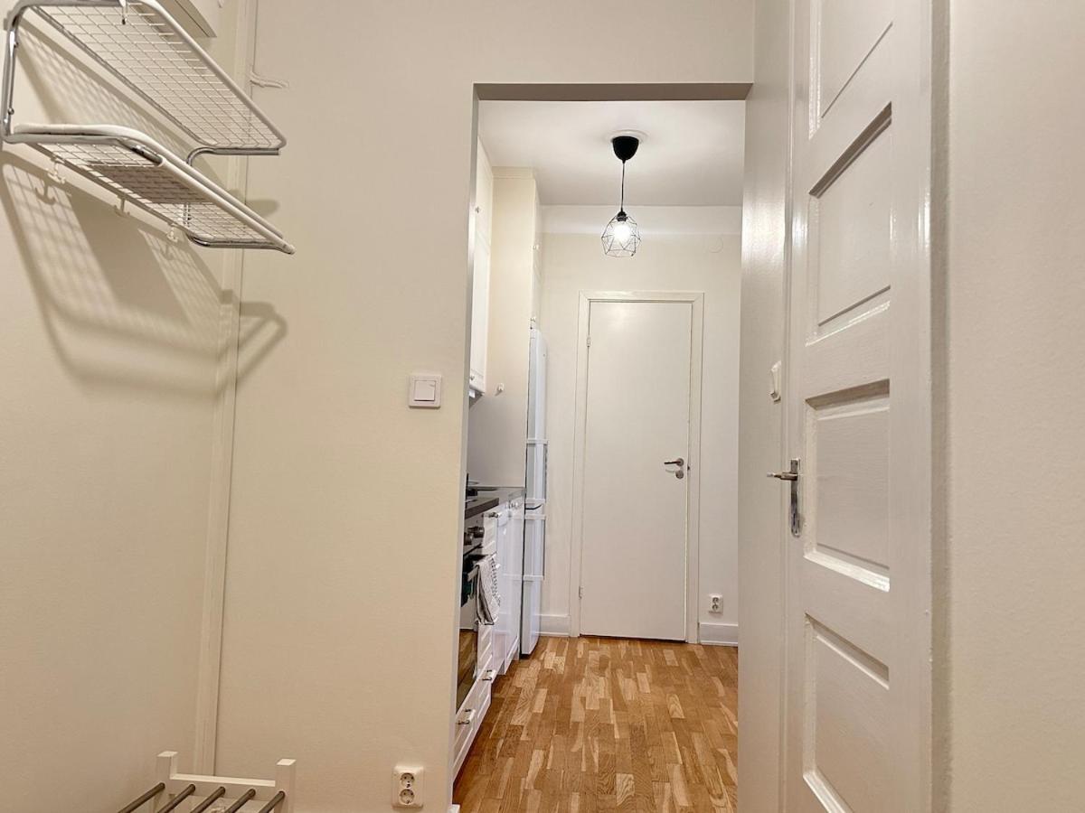 One-Bedroom Deluxe Apartment