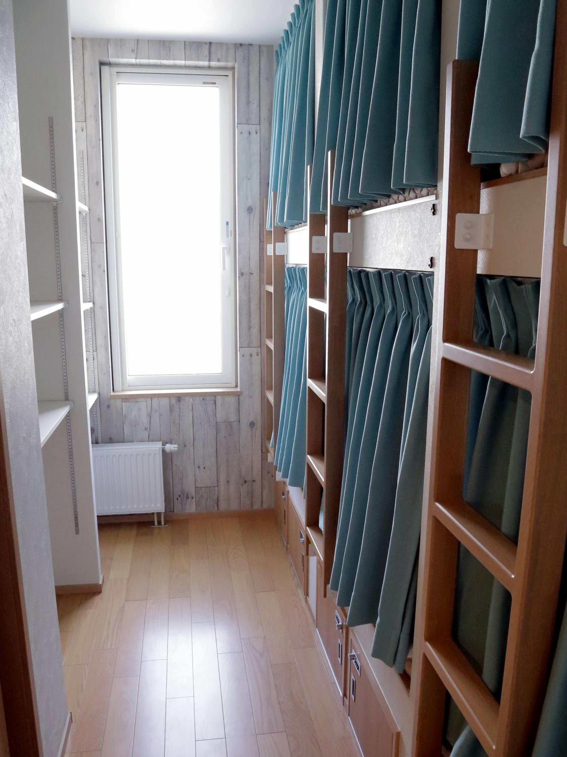 Bed in 6-Bed Mixed Dormitory Room