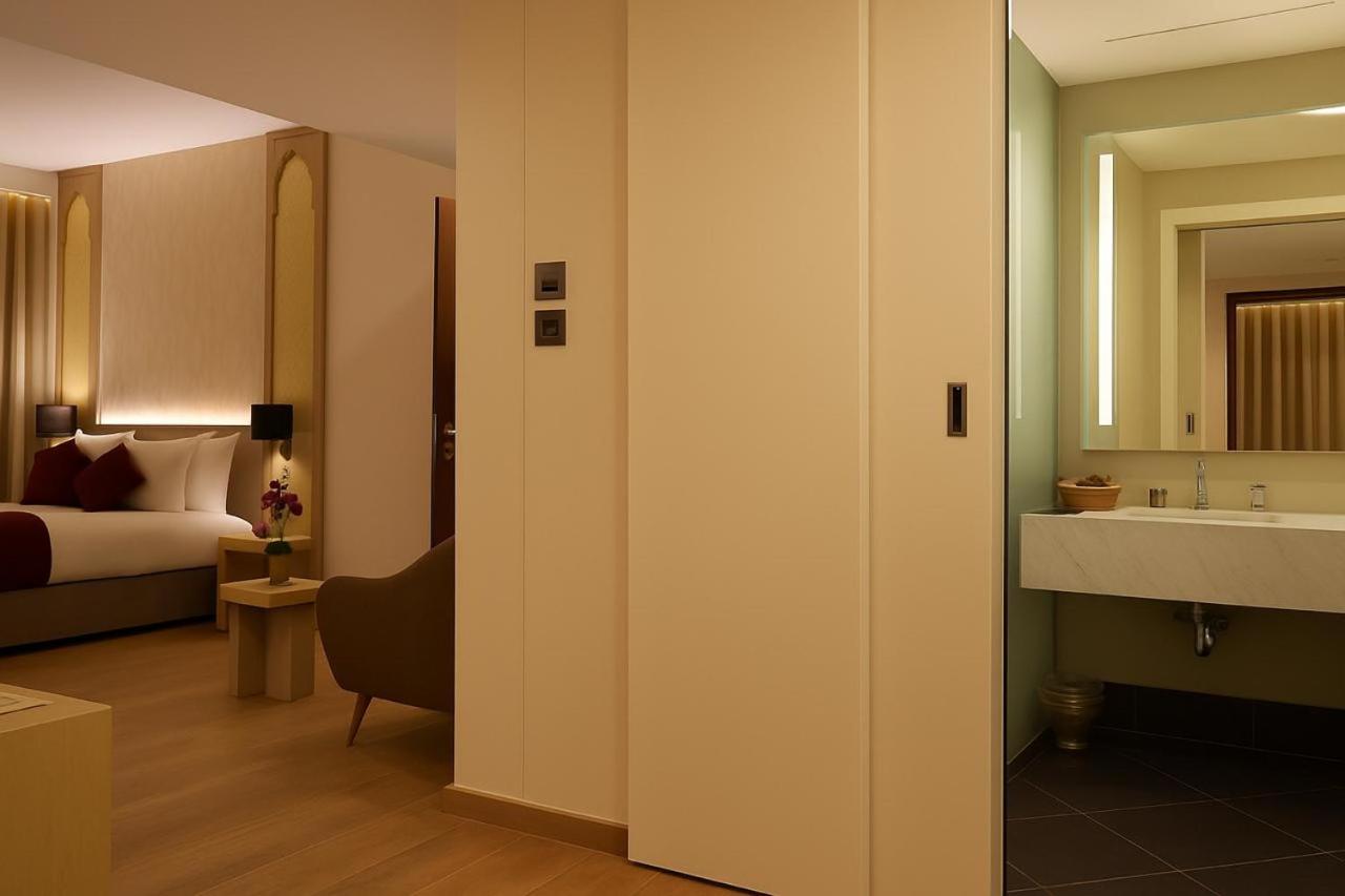 Deluxe Suite photo 2