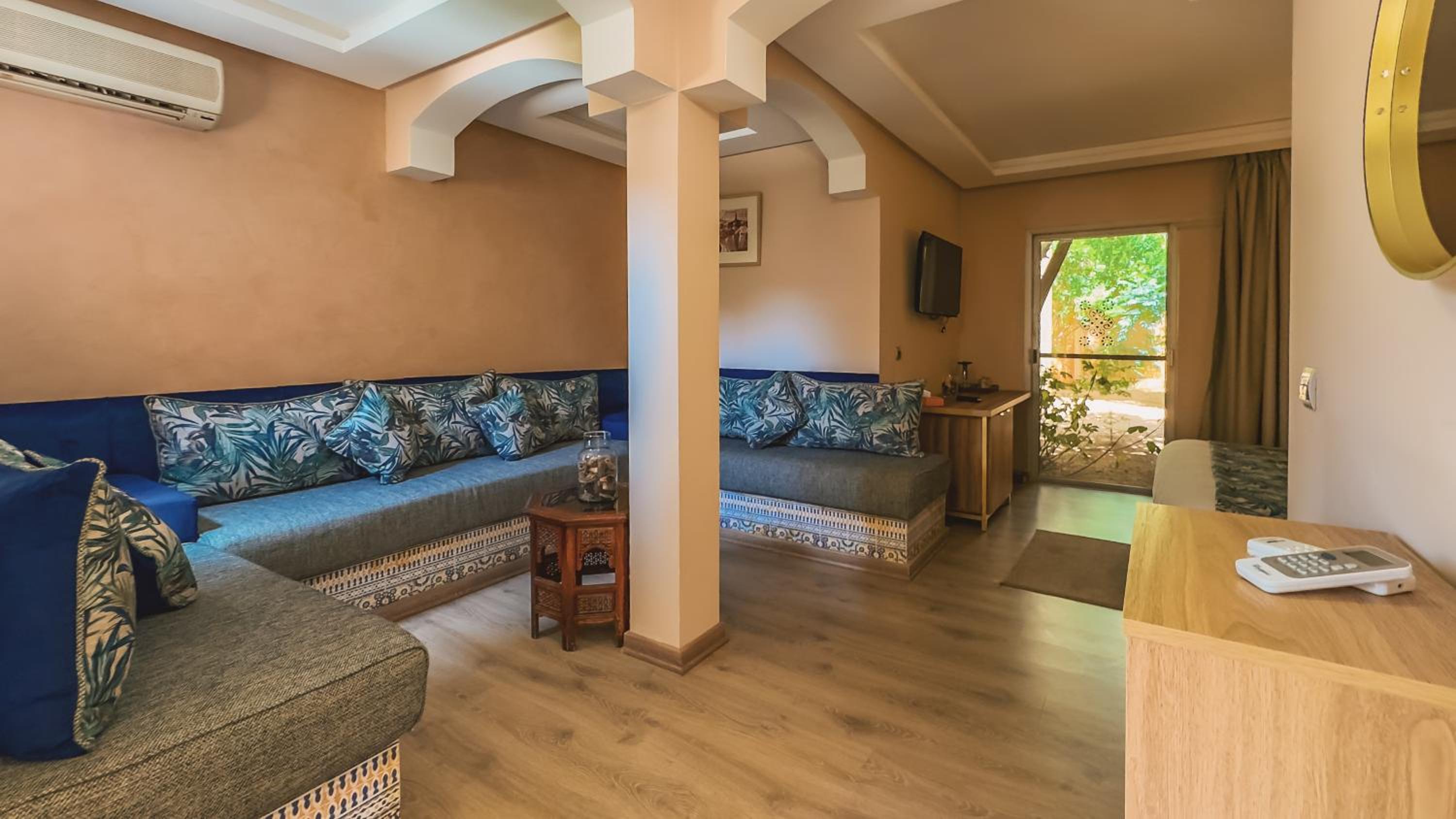 Suite photo 1
