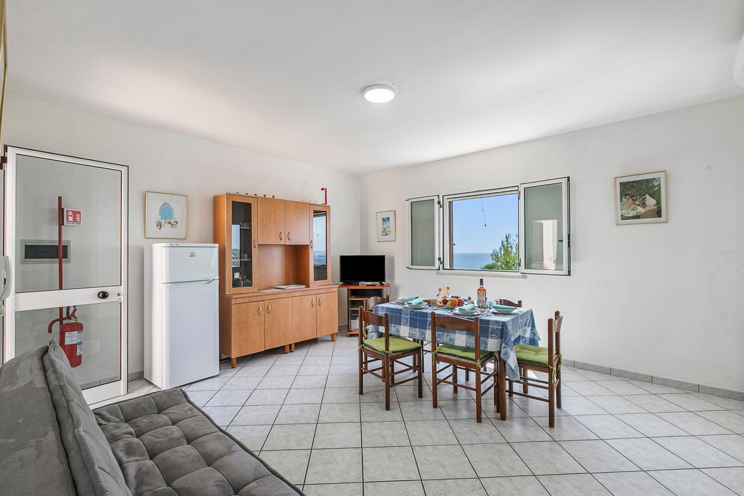 Two-Bedroom Apartment with Sea View photo 3