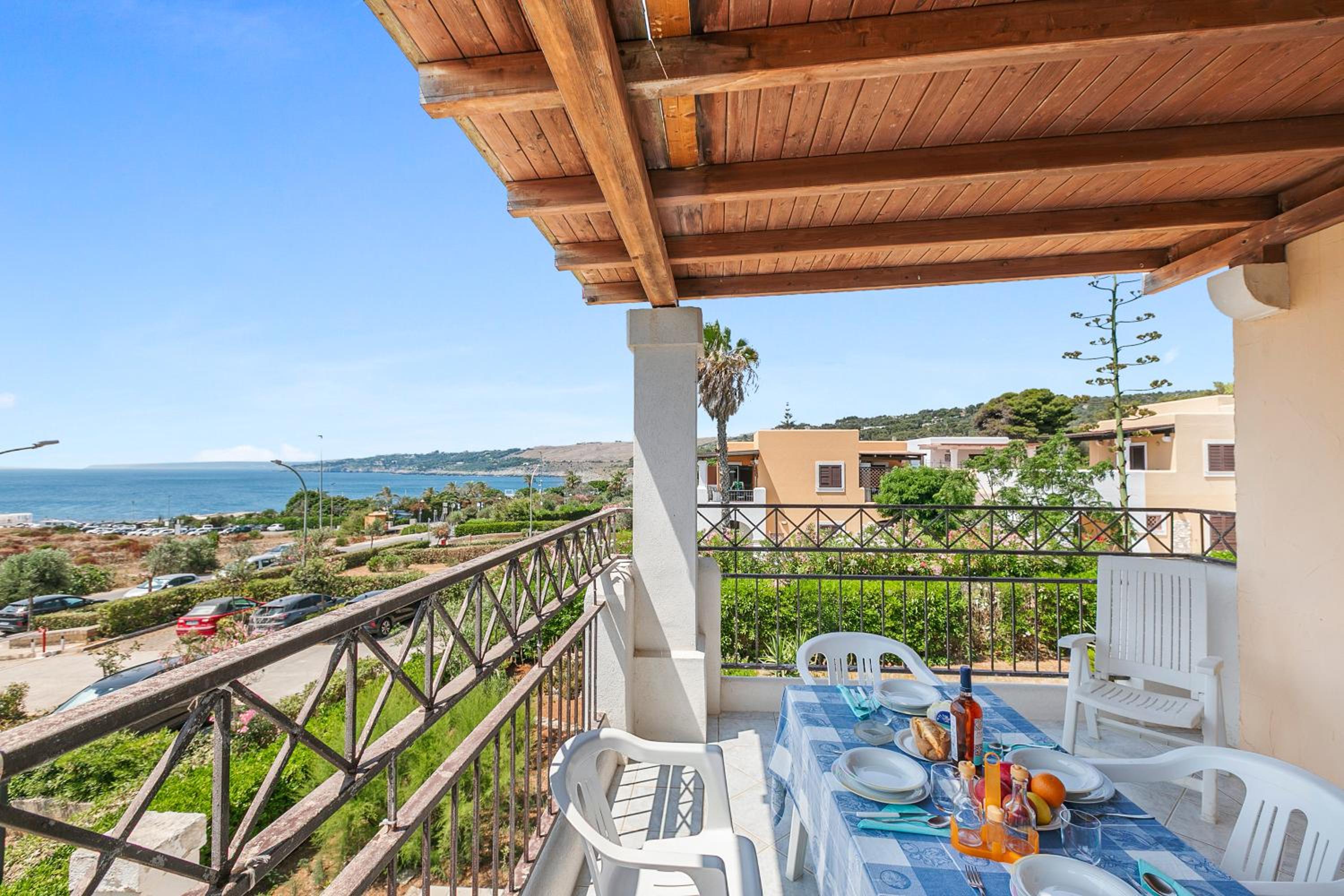 Two-Bedroom Apartment with Sea View photo 1