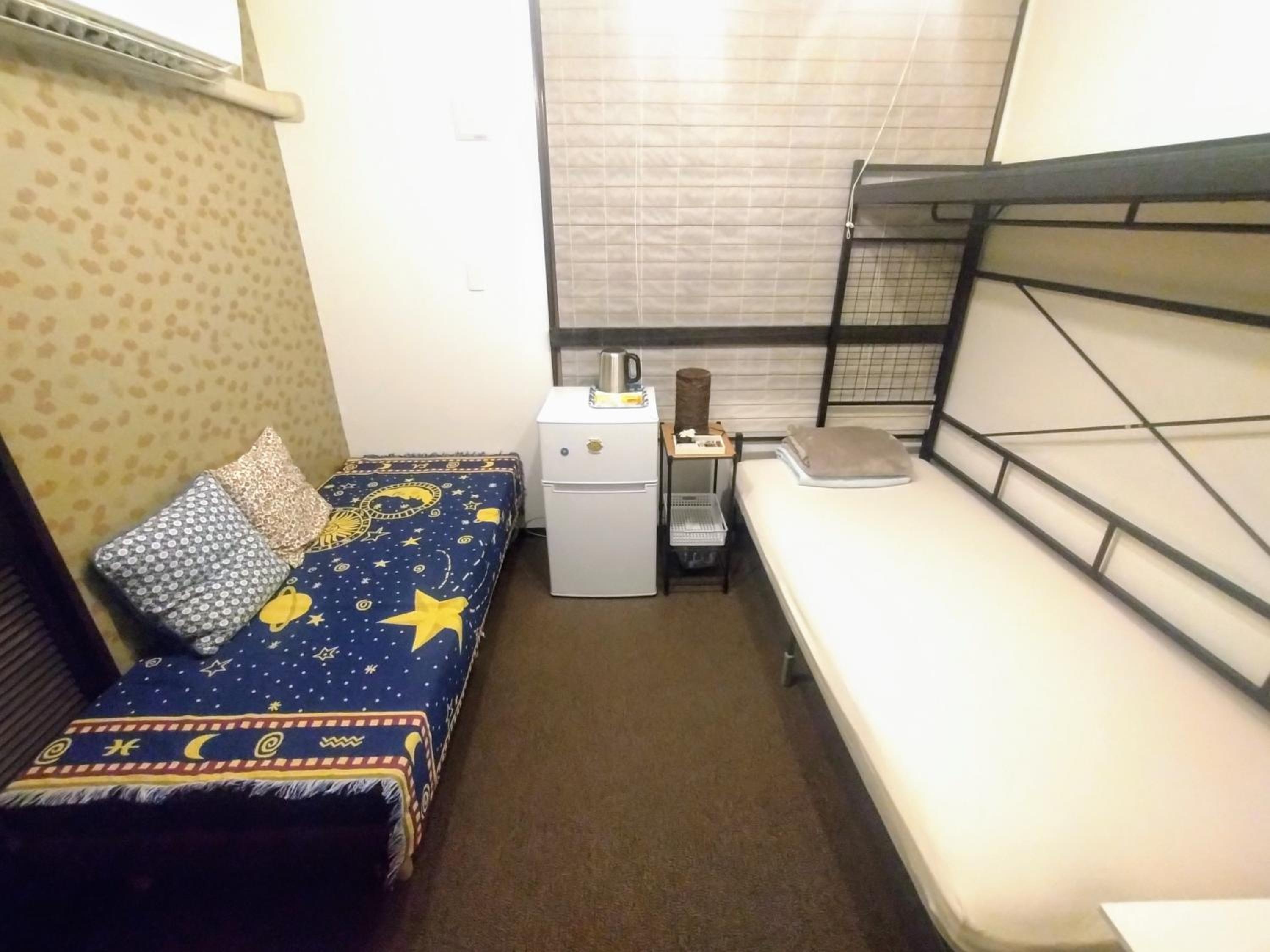 Three-Bedroom Apartment photo 2