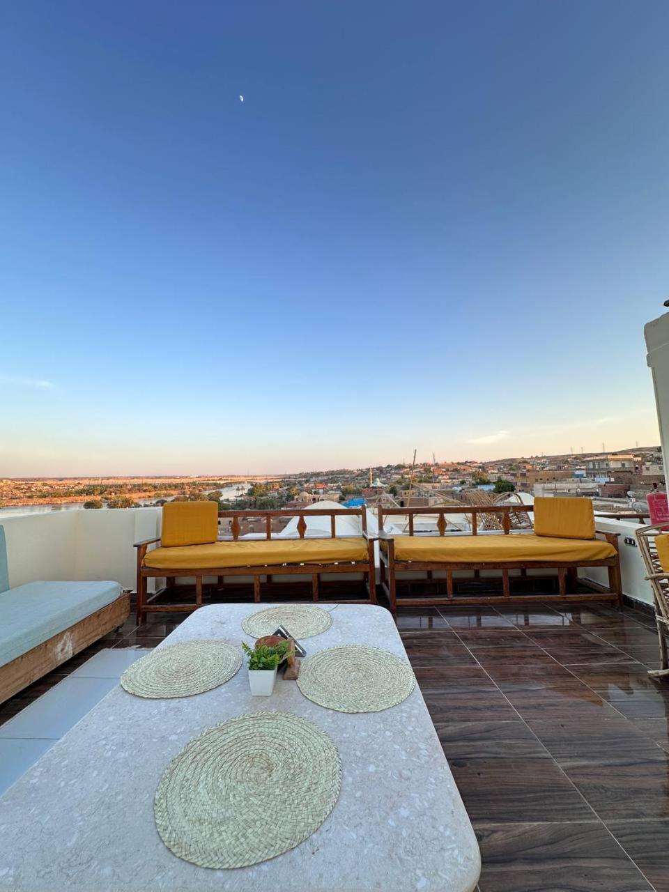 King Room with Balcony photo 1