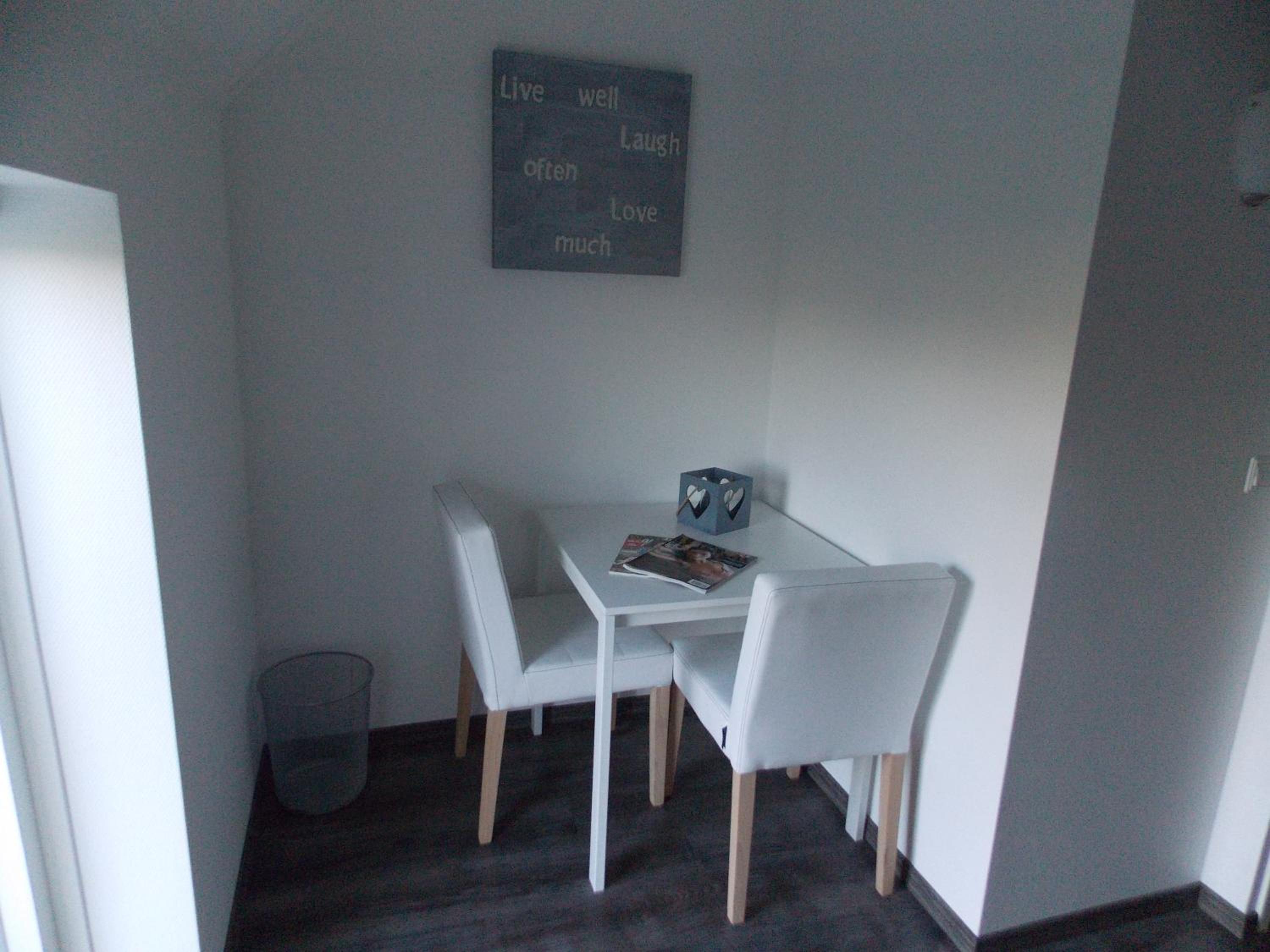 Twin Room with Private Bathroom photo 3