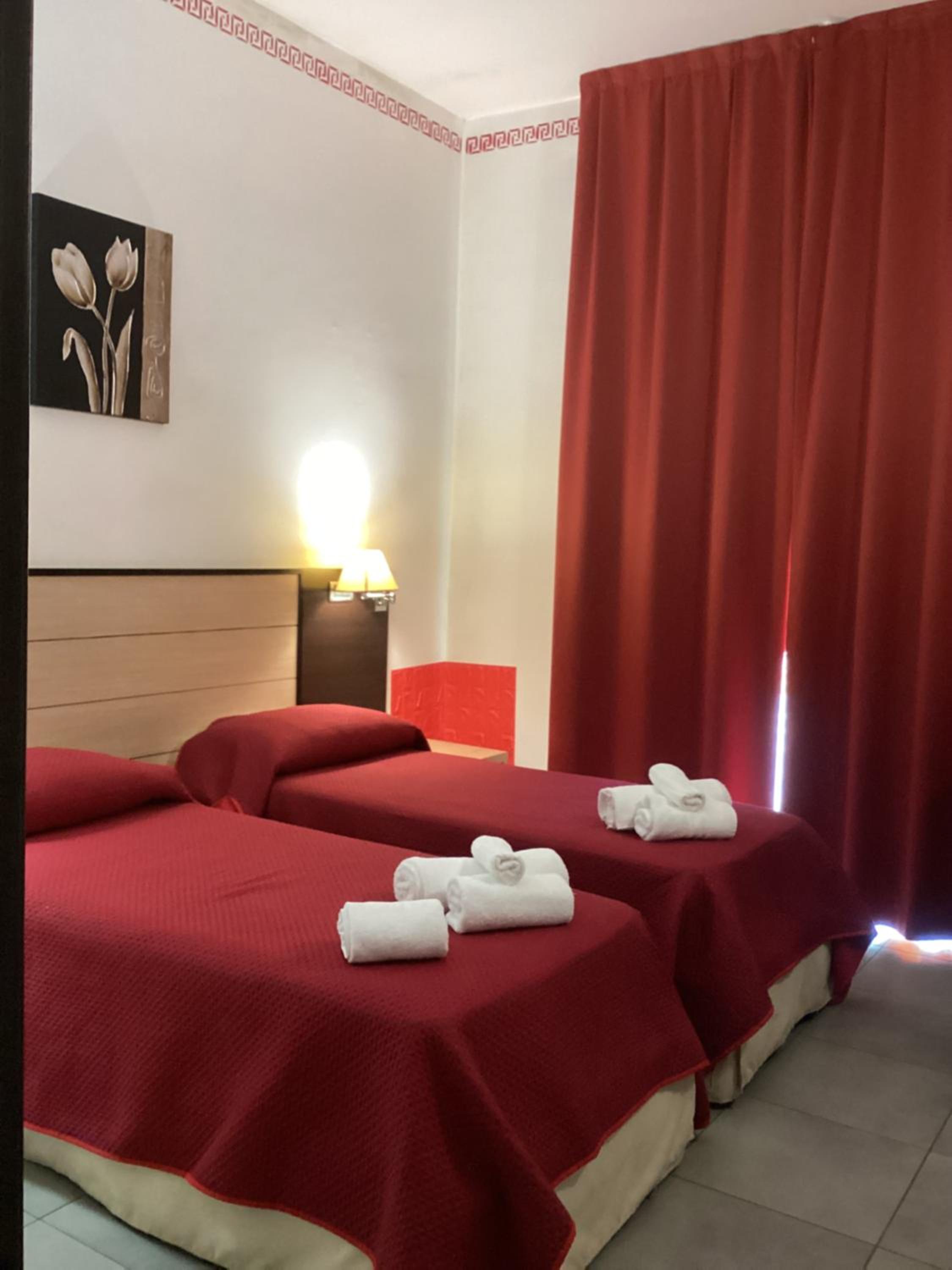Standard Single Room photo 2