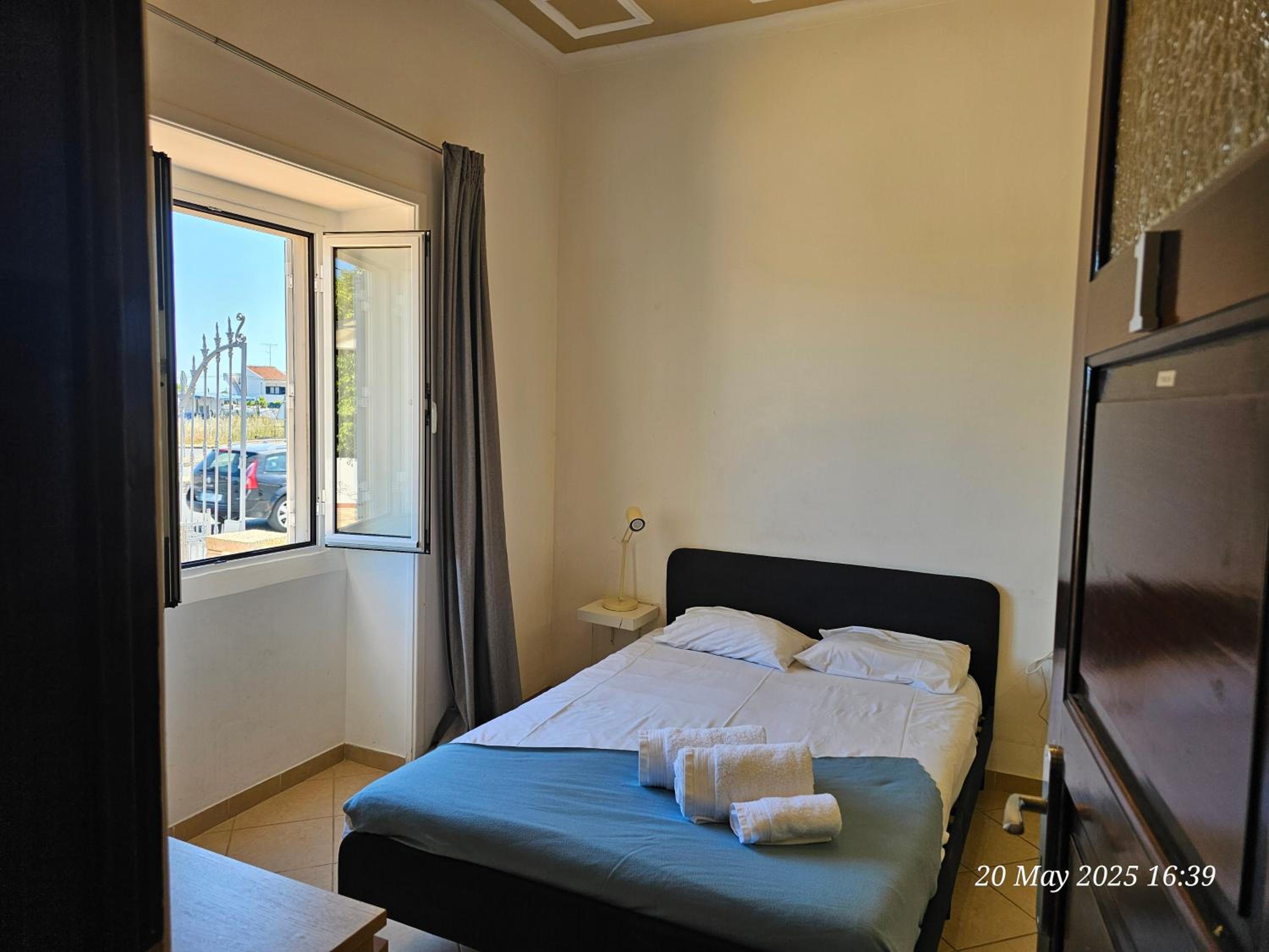 Double Room with Shared Toilet photo 3