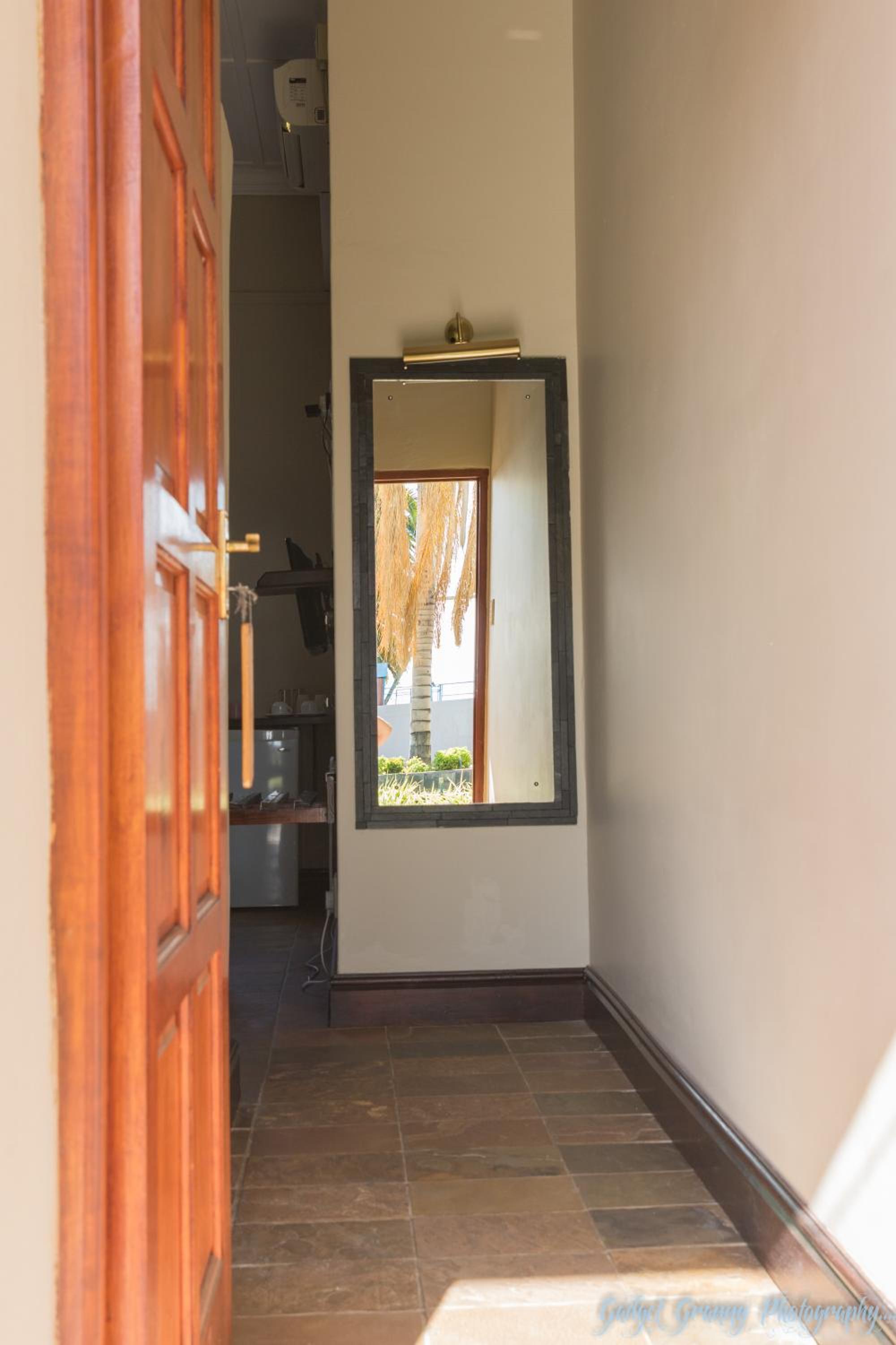 Double Room - Photo 4
