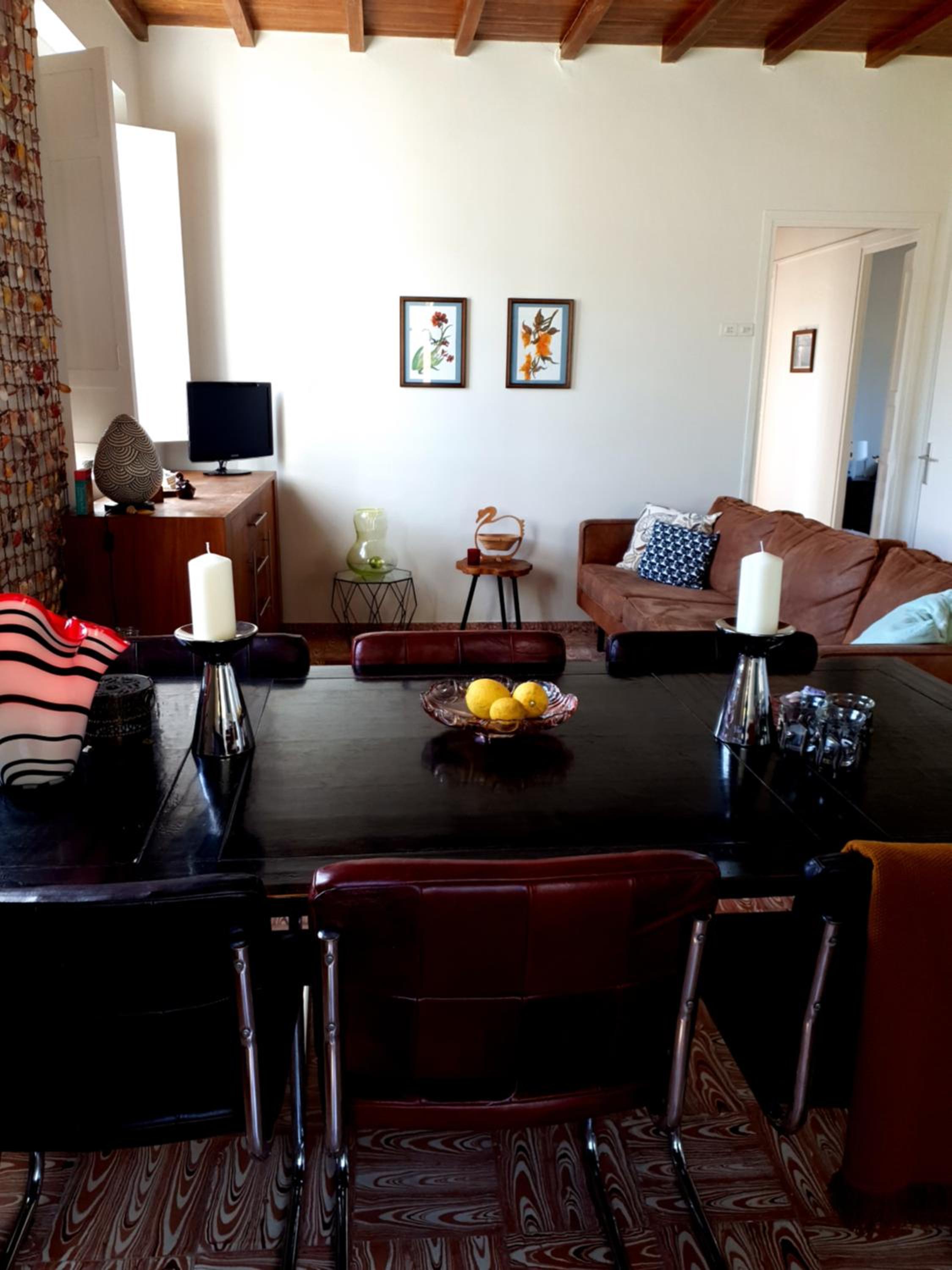 Three-Bedroom Vacation Home  photo 3