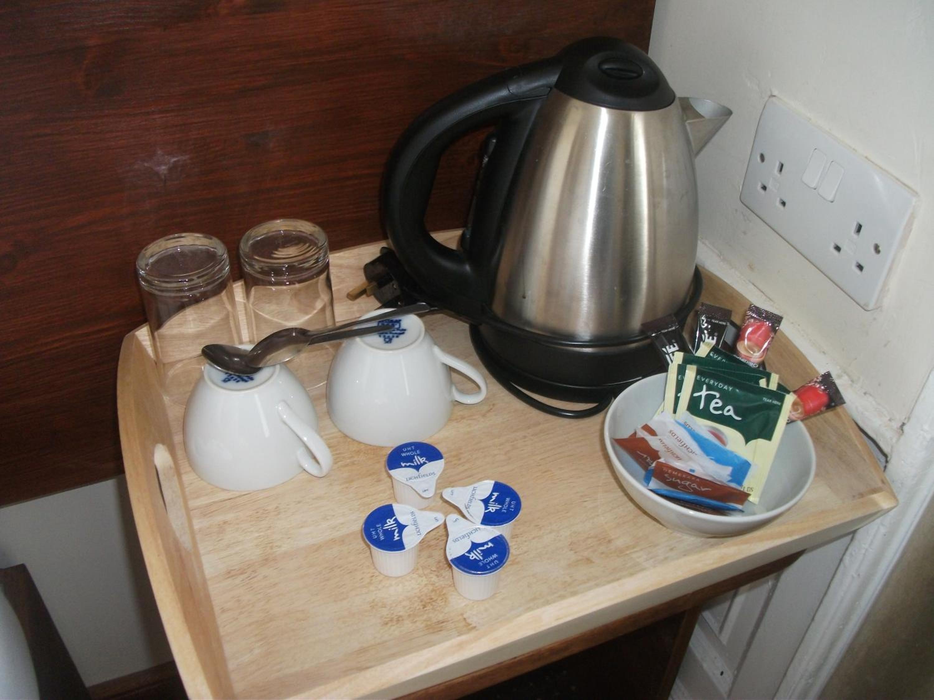 Basic Double Room with External Bathroom — the supplier's photographs — photo 6