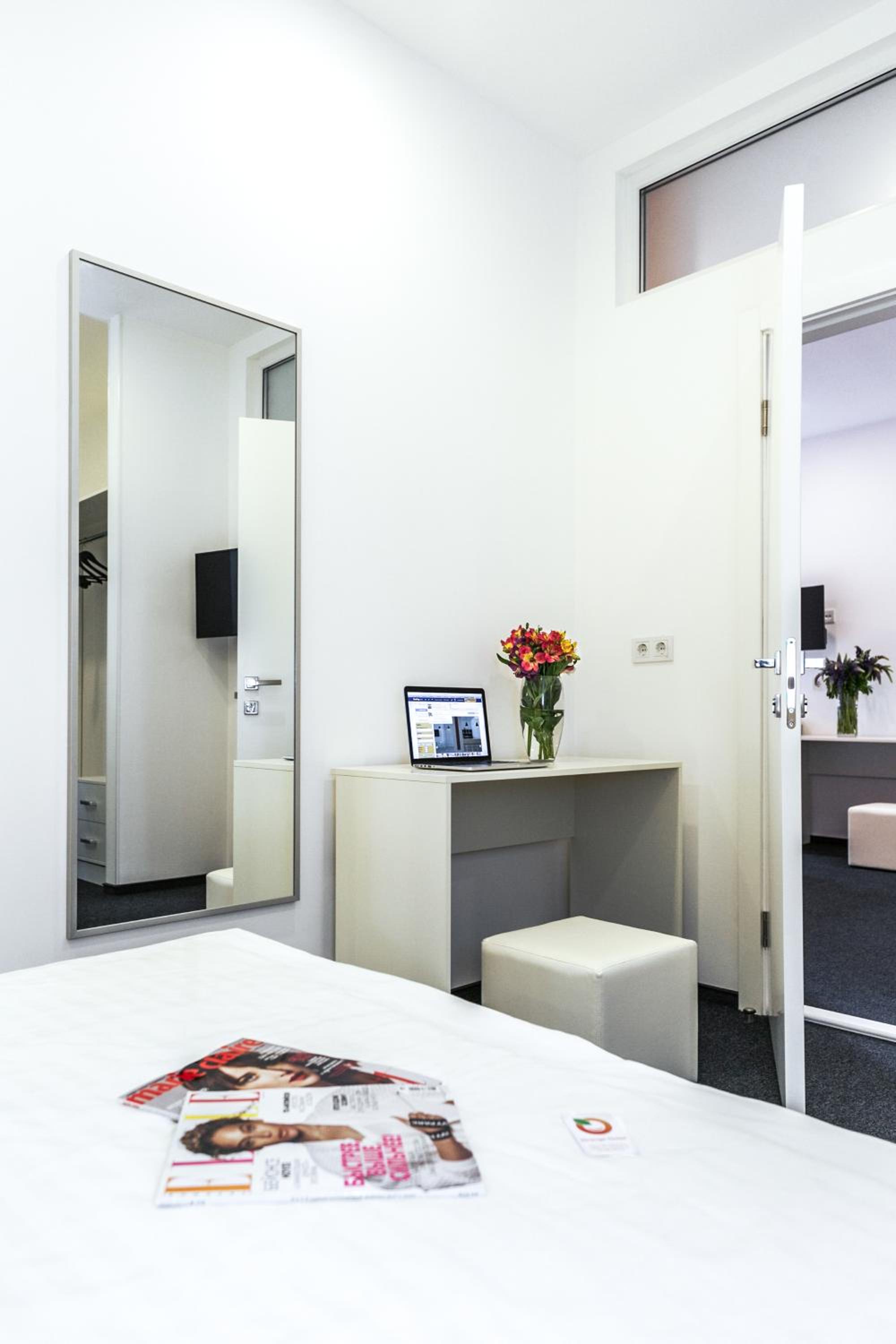 Deluxe Double Or Twin Room photo 2