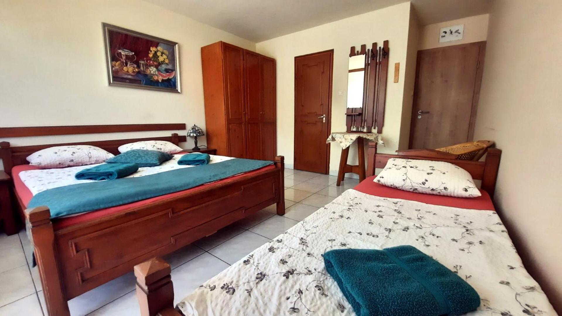 Triple Room with Private Bathroom photo 3