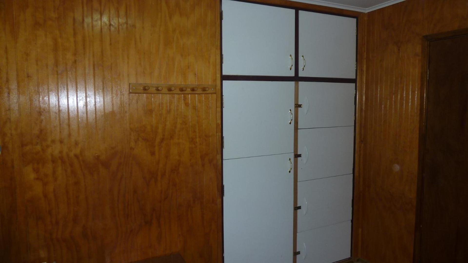 Mixed Dormitory Room photo 1