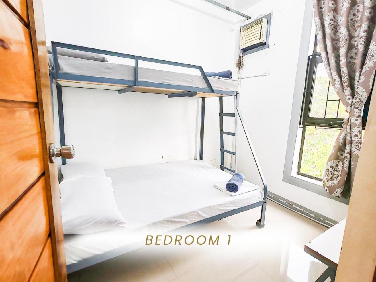 Deluxe Family Suite photo 1