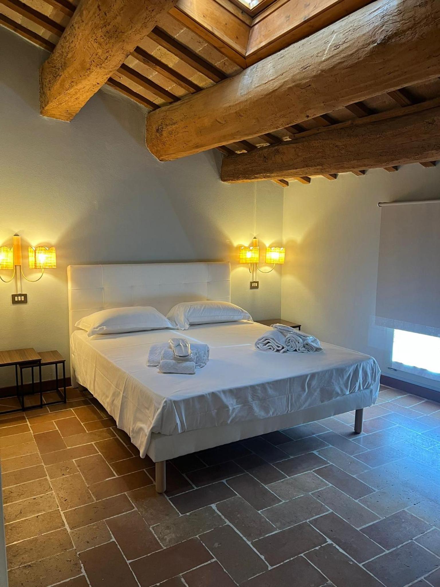 Two-Bedroom Apartment with Terrace photo 2
