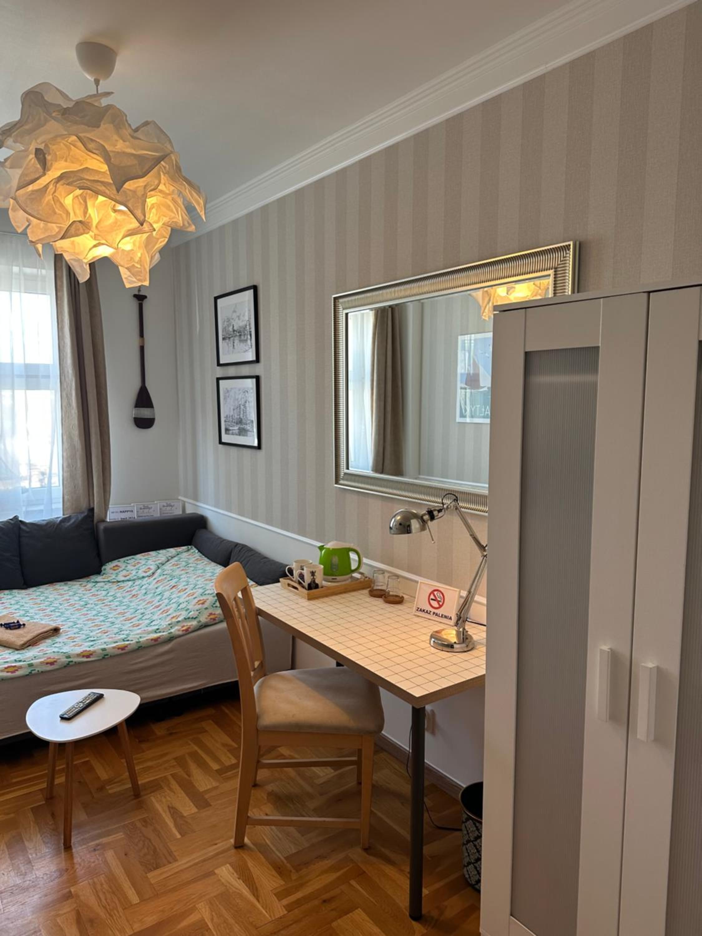 Single Room with Shared Bathroom