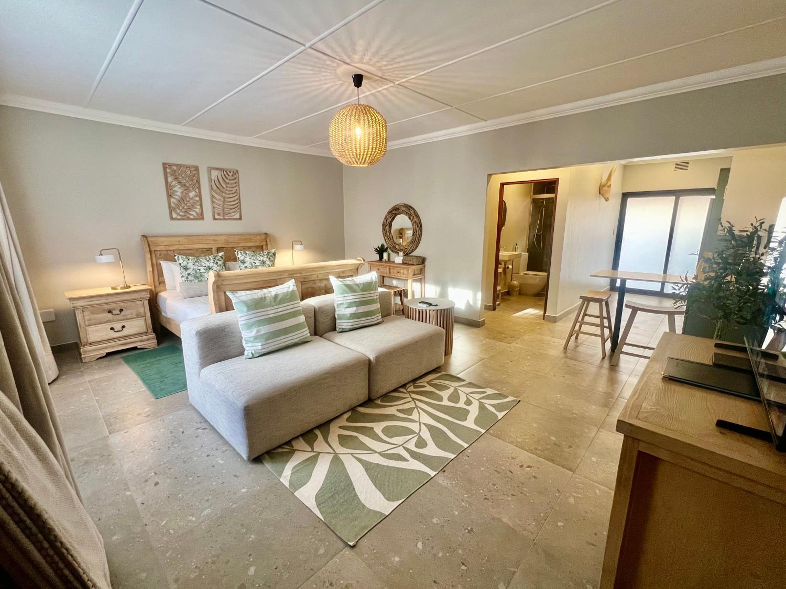 One-Bedroom Apartment with Garden View photo 2