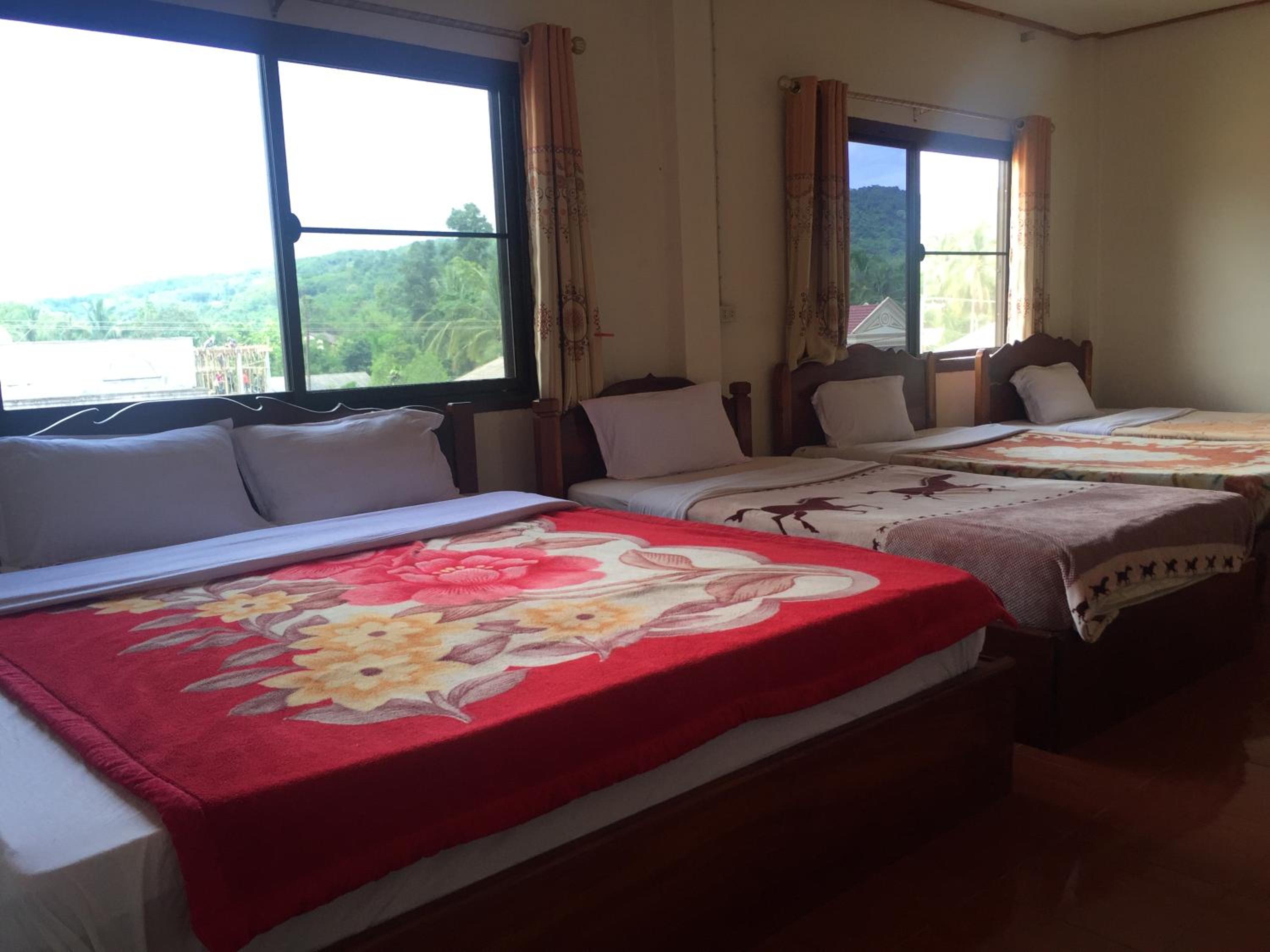 Deluxe Quadruple Room photo 2