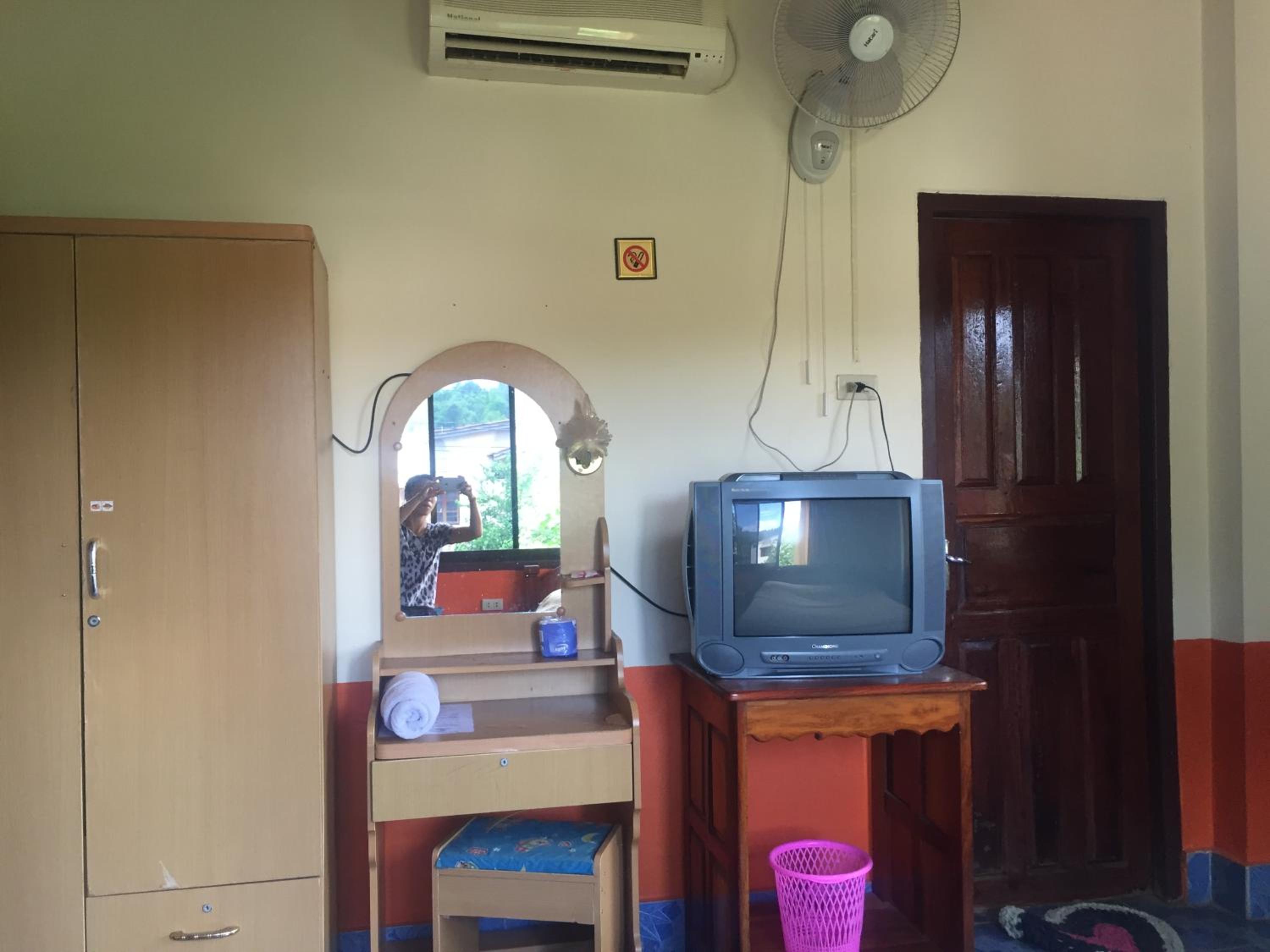 Deluxe Triple Room photo 3