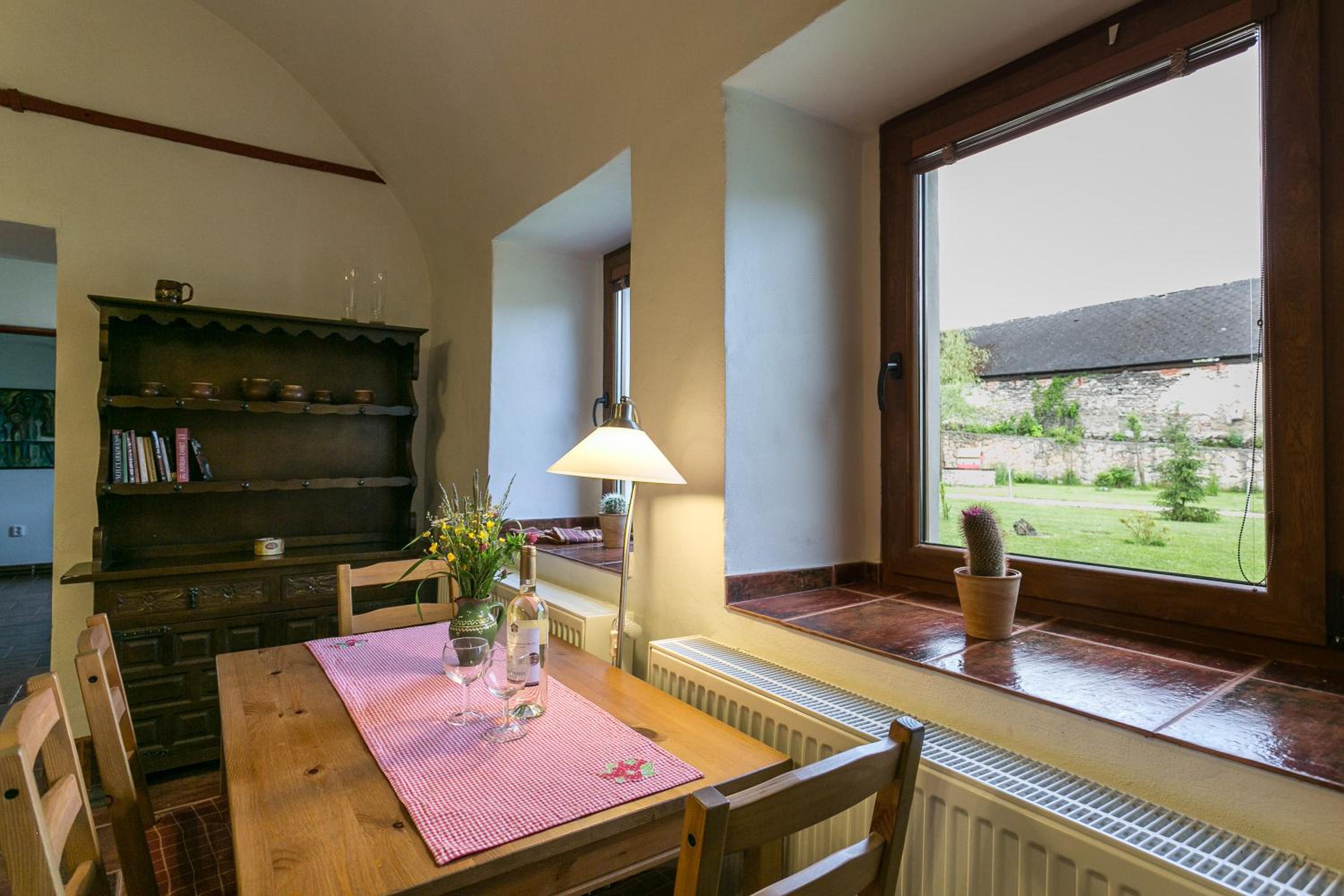 Two-Bedroom Apartment with Balcony - Photo 14