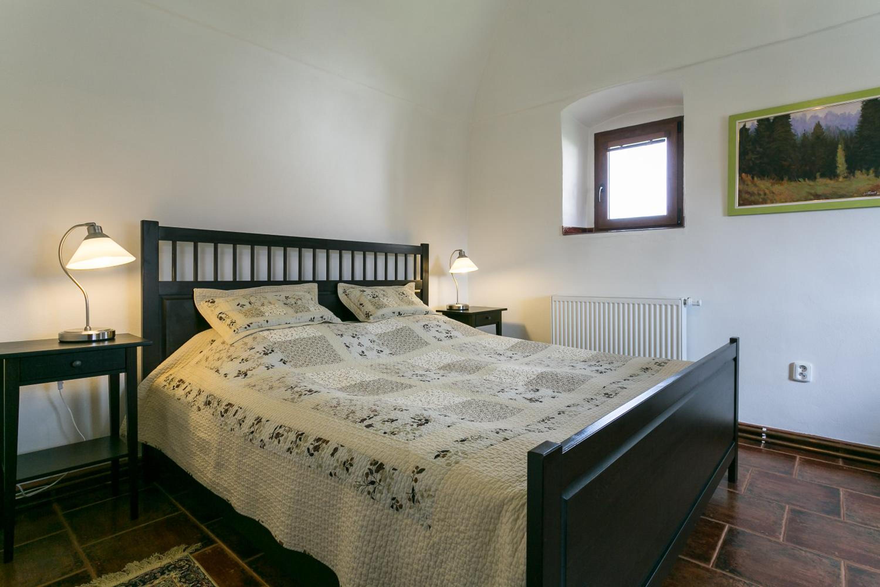 Two-Bedroom Apartment with Balcony - Photo 33