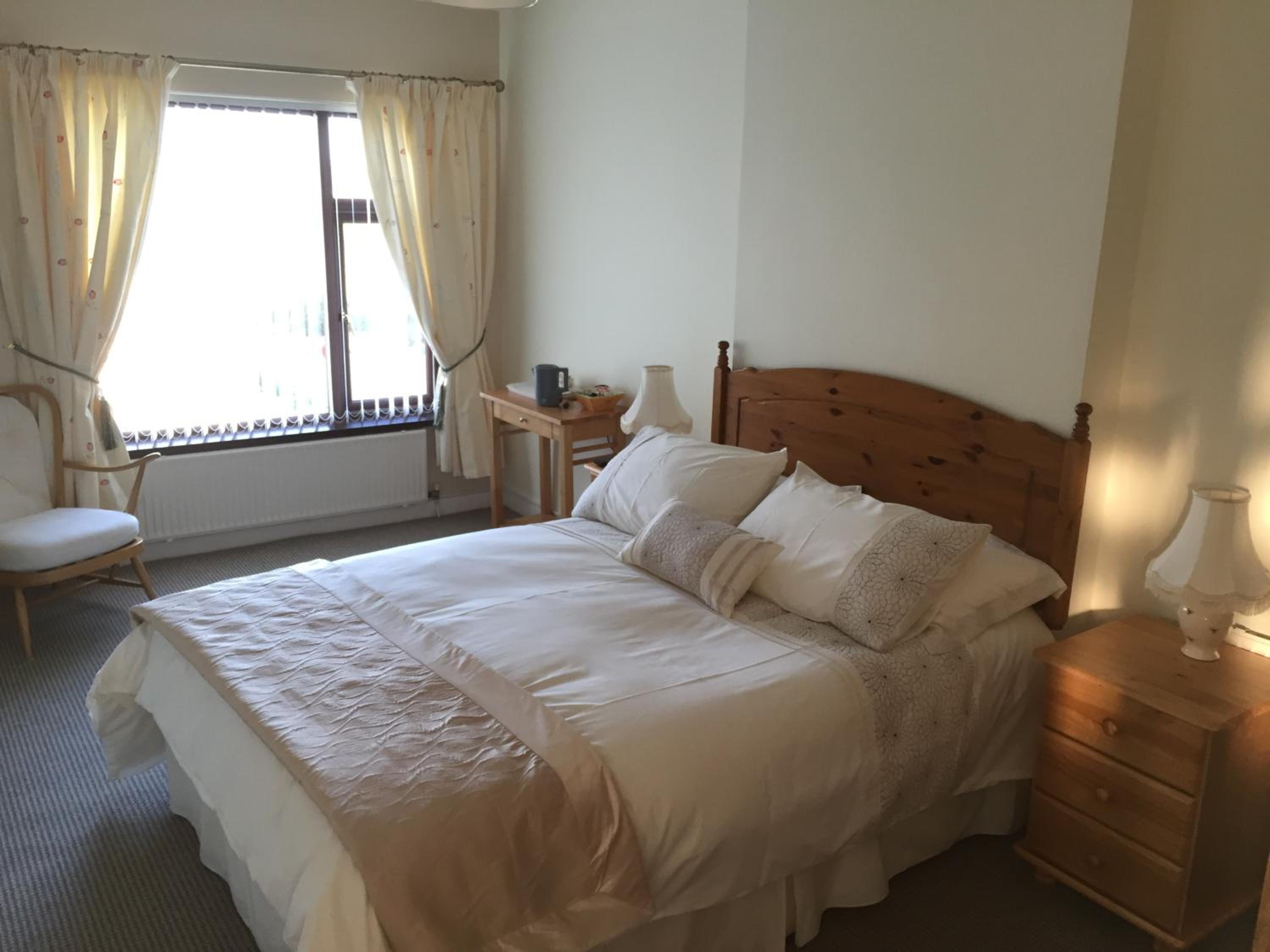 Double Room with Private Bathroom photo 1