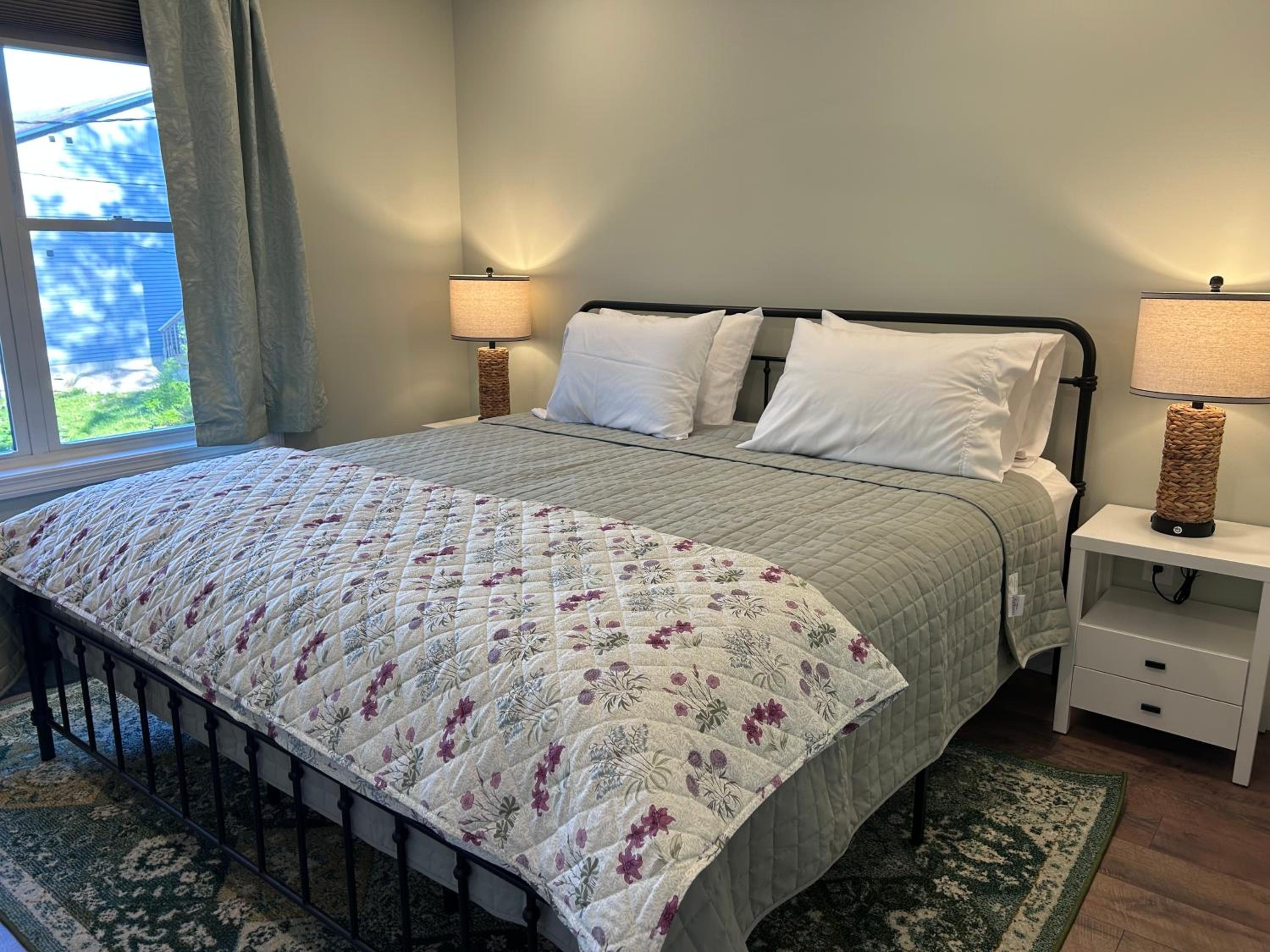King Room with Garden View photo 3