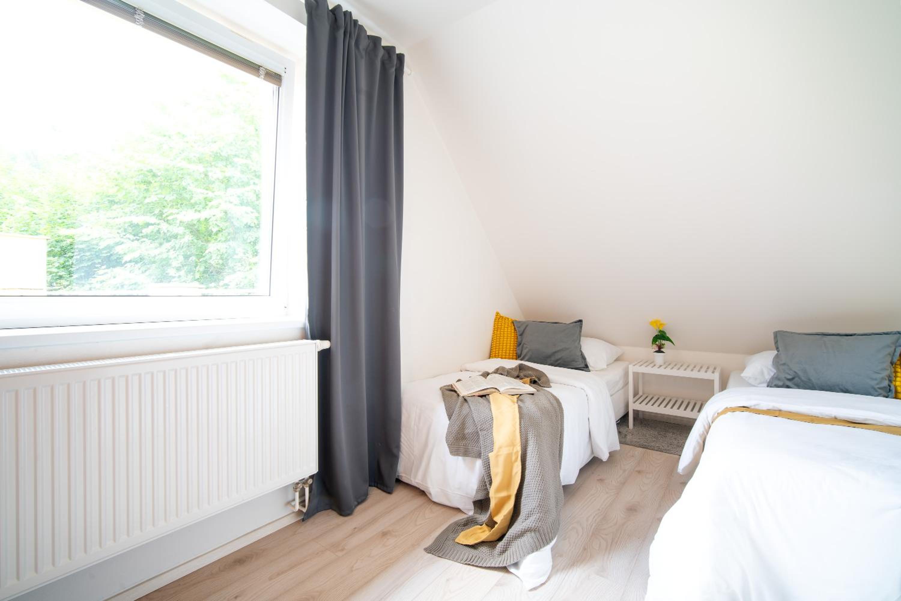Superior One-Bedroom Apartment photo 2