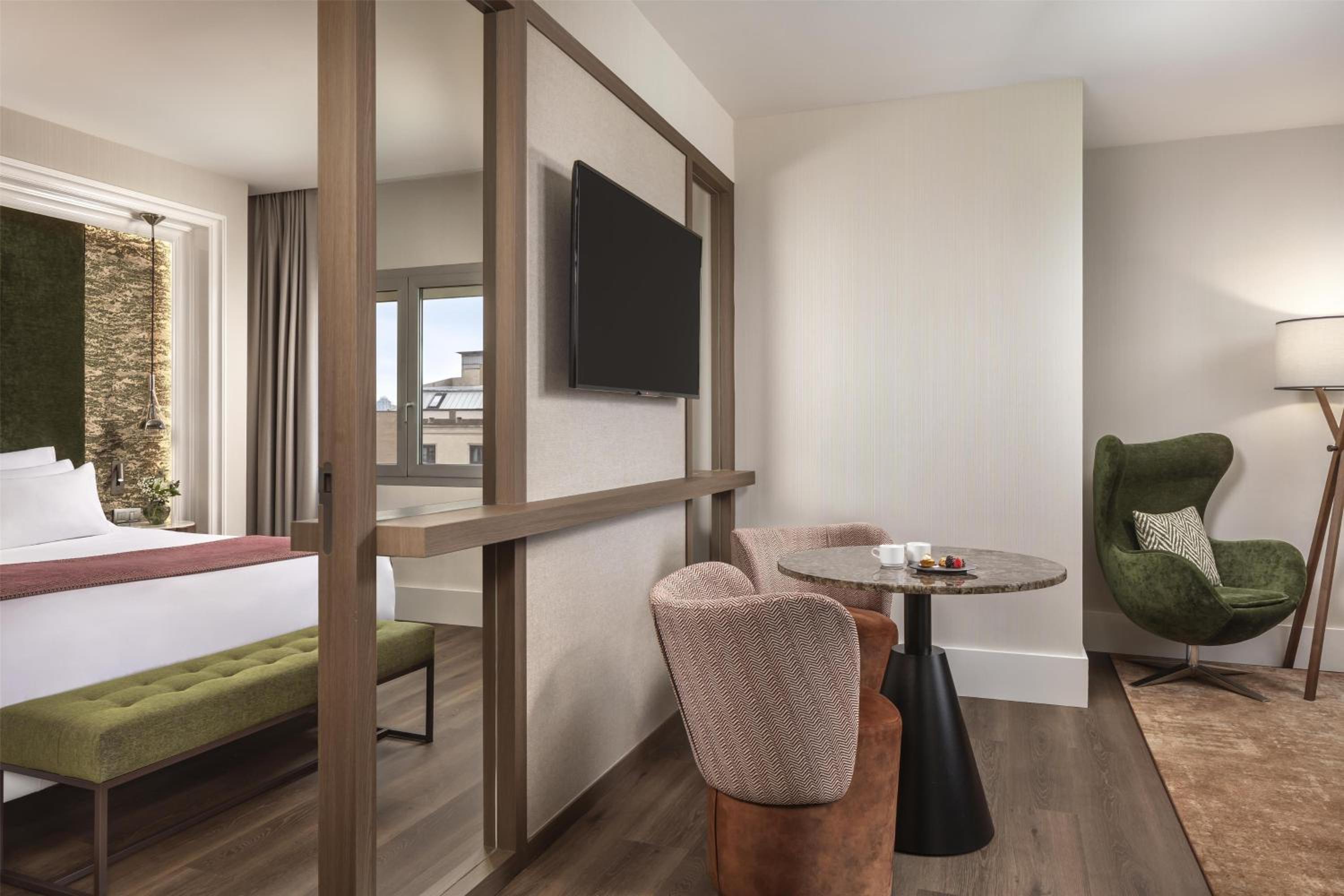 Suite with Extra Bed (2 Adults + 2 Child)