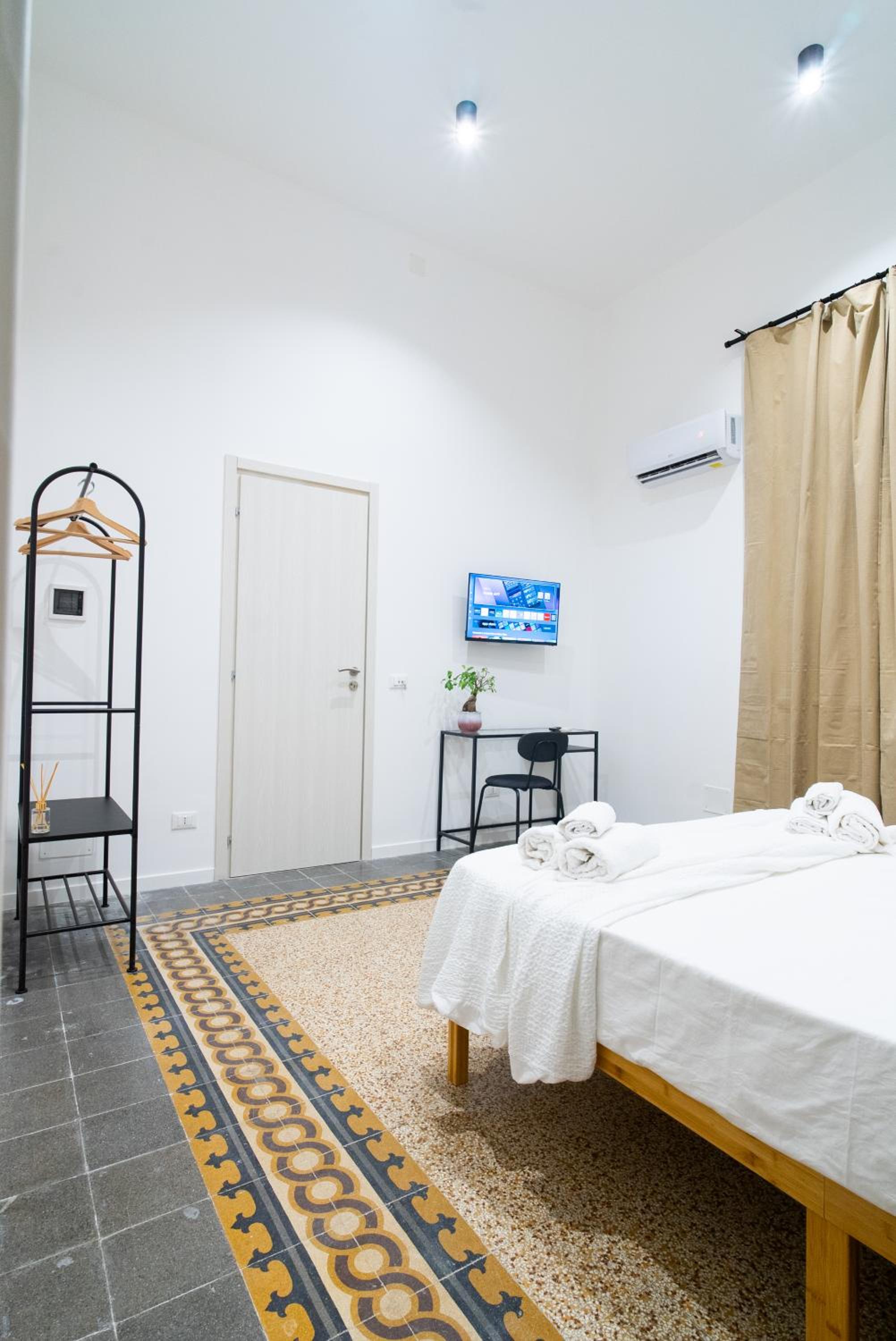 Large Double Room