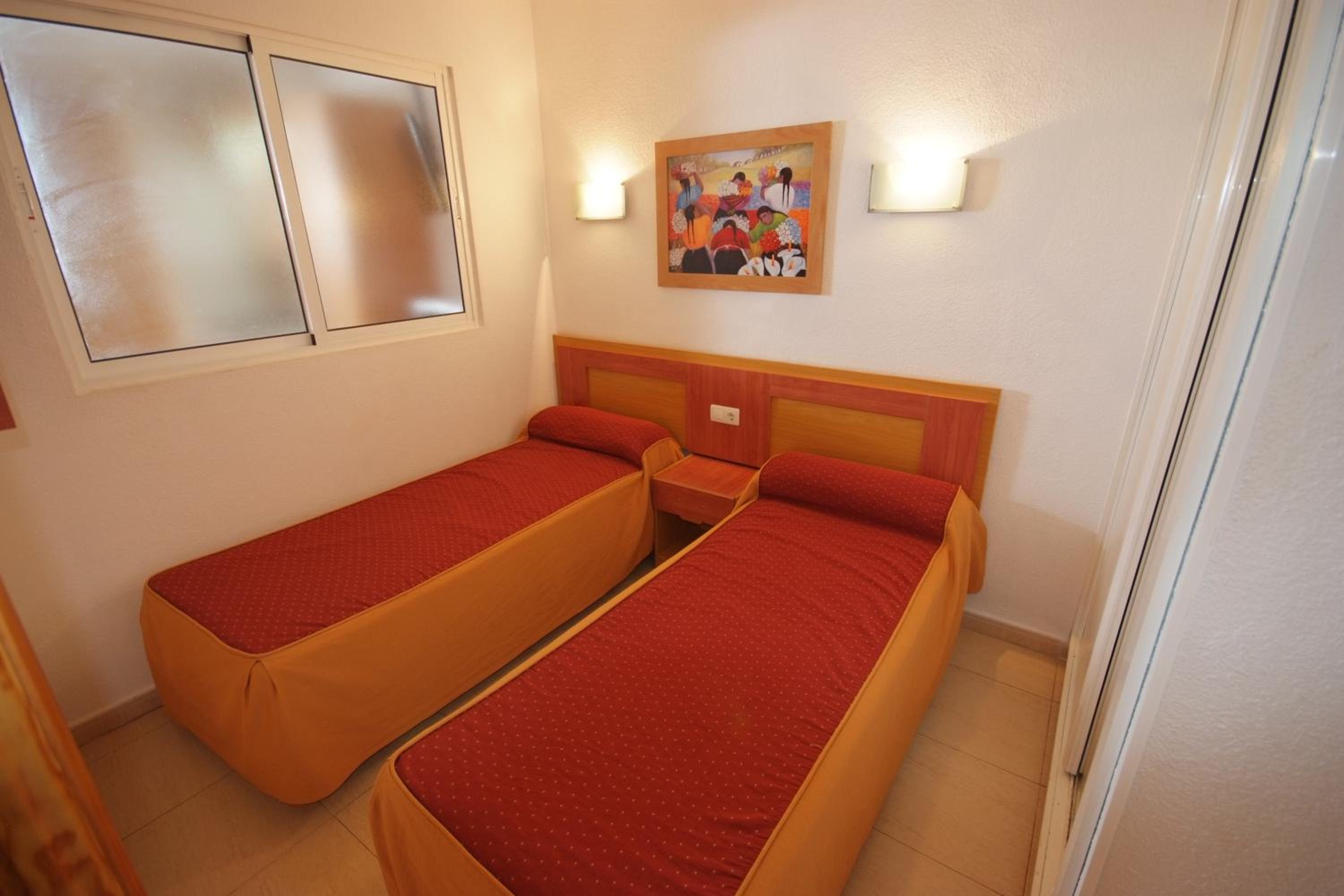 Apartment (4 Adults) - Photo 7
