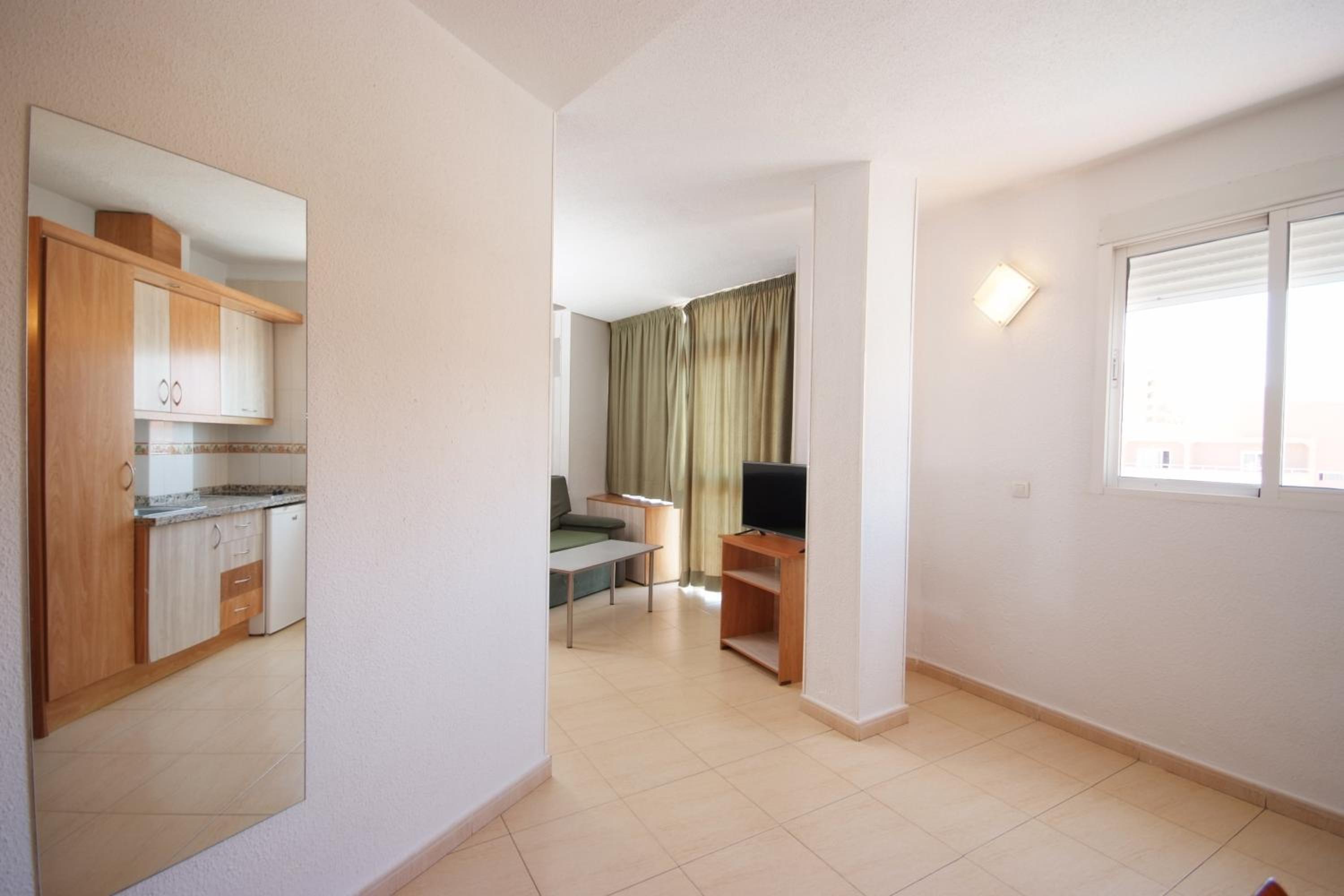 Apartment (4 Adults) - Photo 6